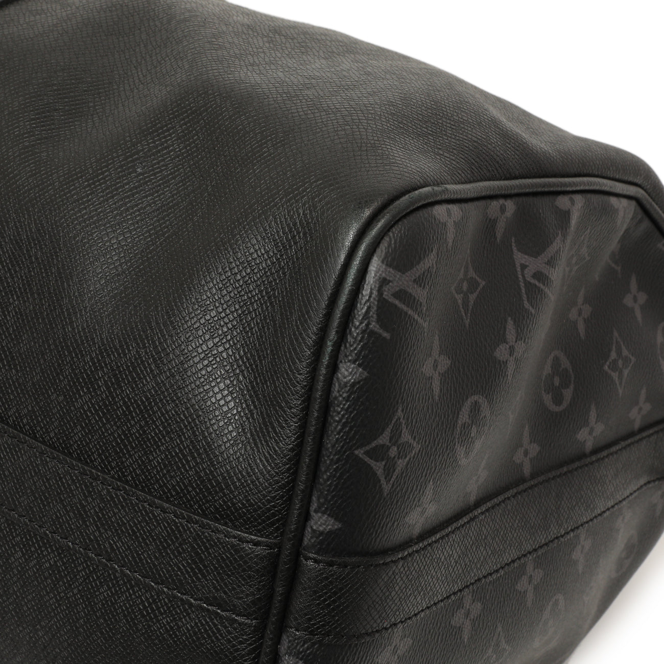 Exclusive Louis Vuitton Black Taigarama Keepall Bandouliere 50 — Detail View