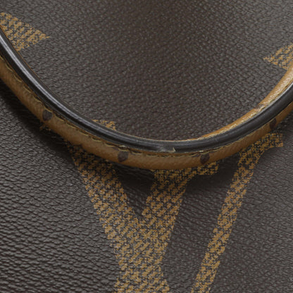 Exclusive Louis Vuitton Reverse Monogram Giant Onthego GM — Top View