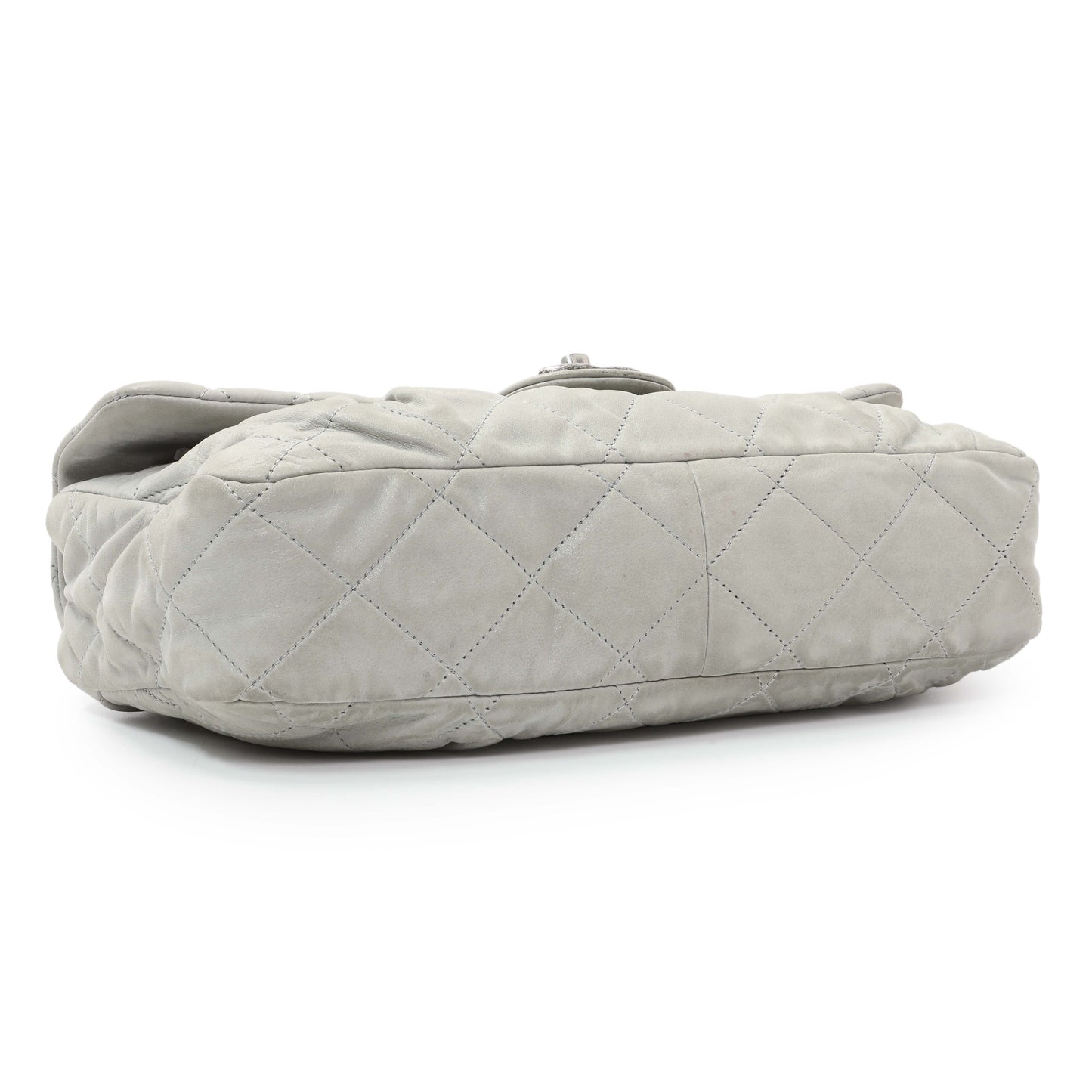 Exclusive Chanel Grey Quilted Iridescent Calfskin Leather Chic Quilt Flap Bag — Back View