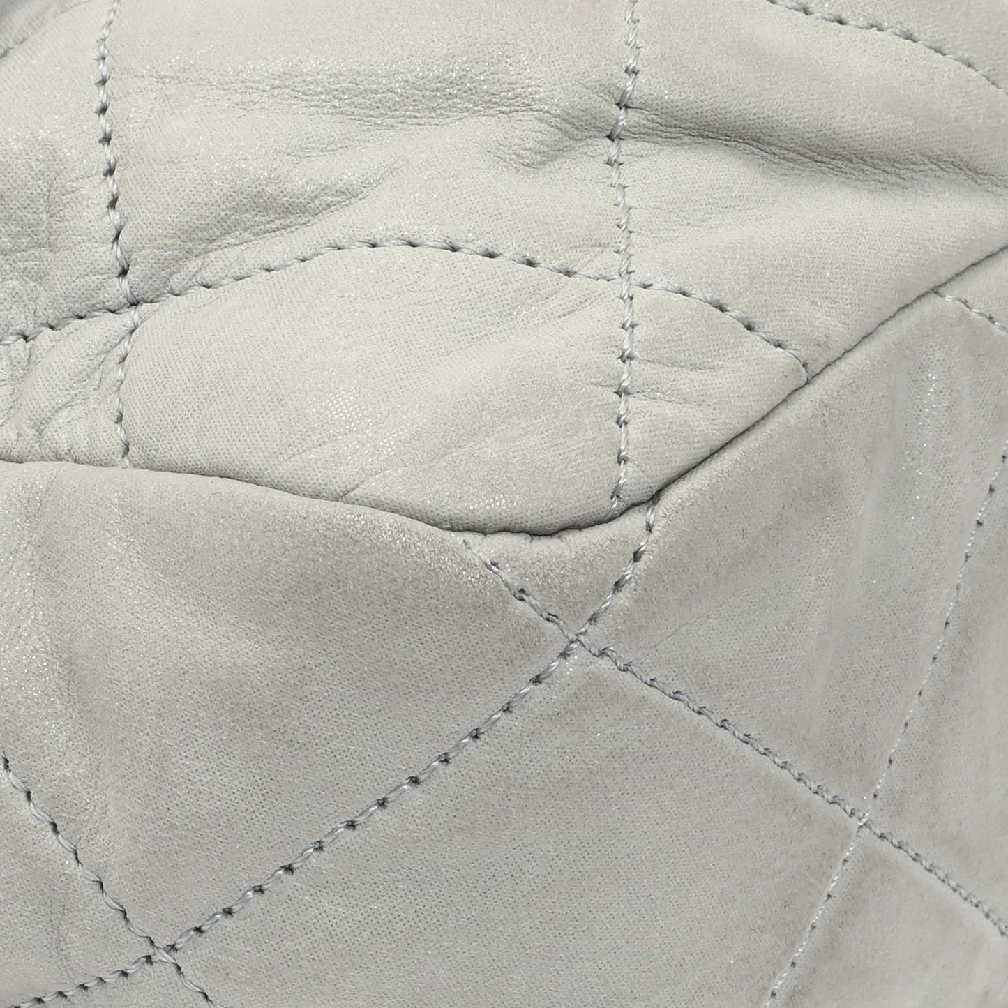 Exclusive Chanel Grey Quilted Iridescent Calfskin Leather Chic Quilt Flap Bag — Top View