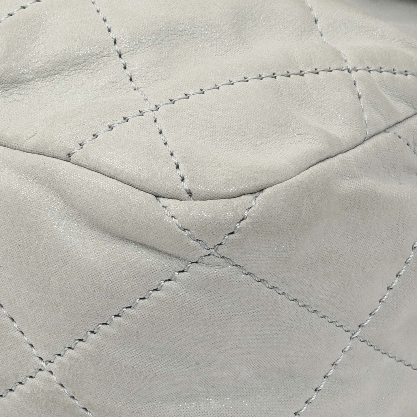 Exclusive Chanel Grey Quilted Iridescent Calfskin Leather Chic Quilt Flap Bag — Detail View