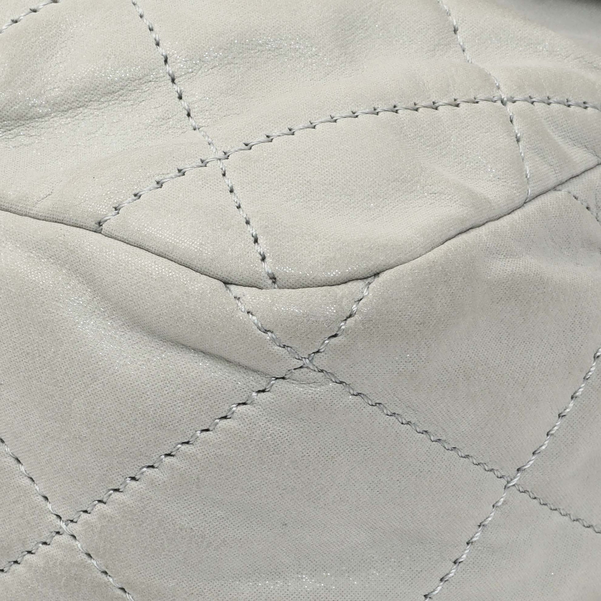 Exclusive Chanel Grey Quilted Iridescent Calfskin Leather Chic Quilt Flap Bag — Detail View