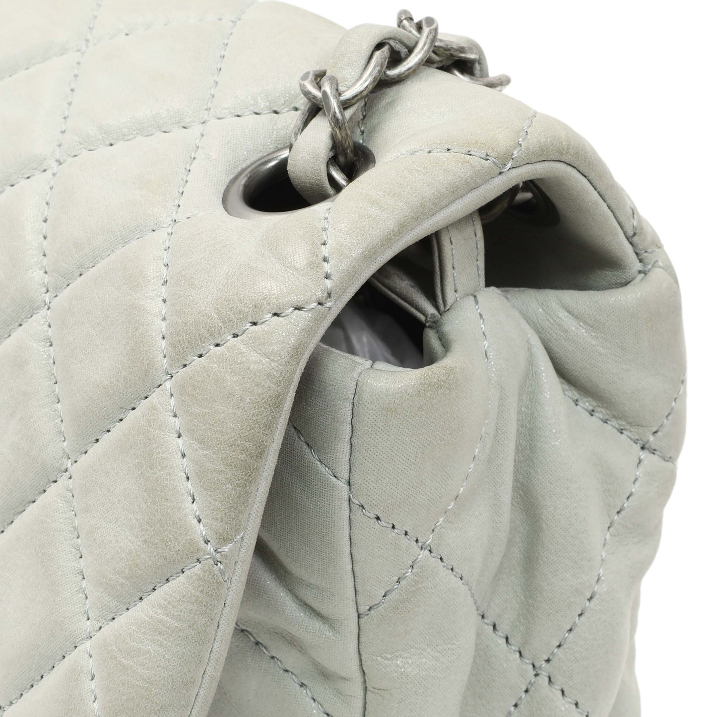 Exclusive Chanel Grey Quilted Iridescent Calfskin Leather Chic Quilt Flap Bag — Alternate View 11