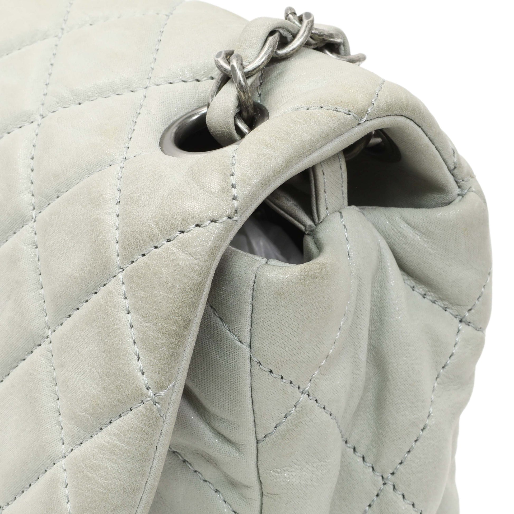 Exclusive Chanel Grey Quilted Iridescent Calfskin Leather Chic Quilt Flap Bag — Alternate View 11