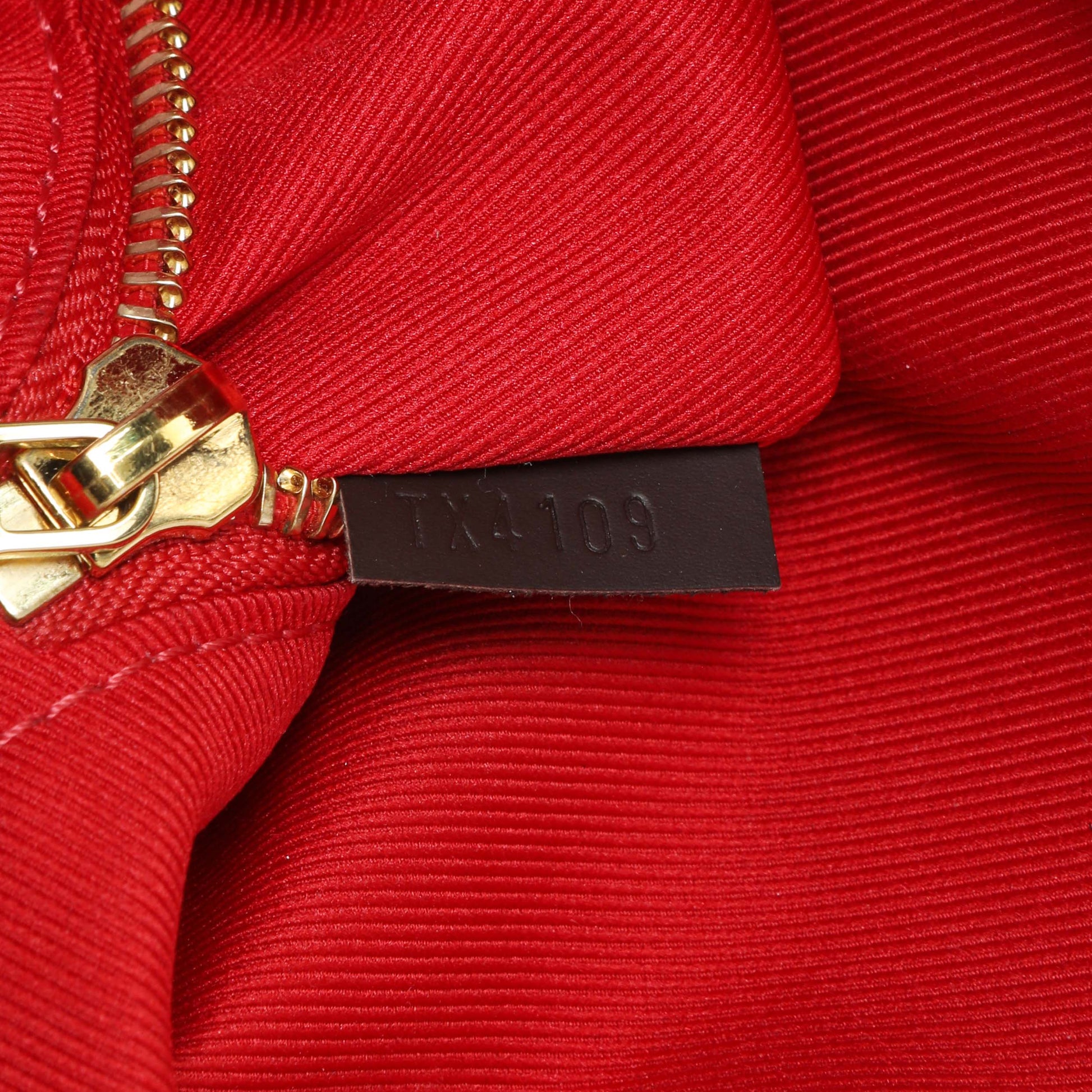 Exclusive Louis Vuitton Damier Ebene Graceful PM — Alternate View 10