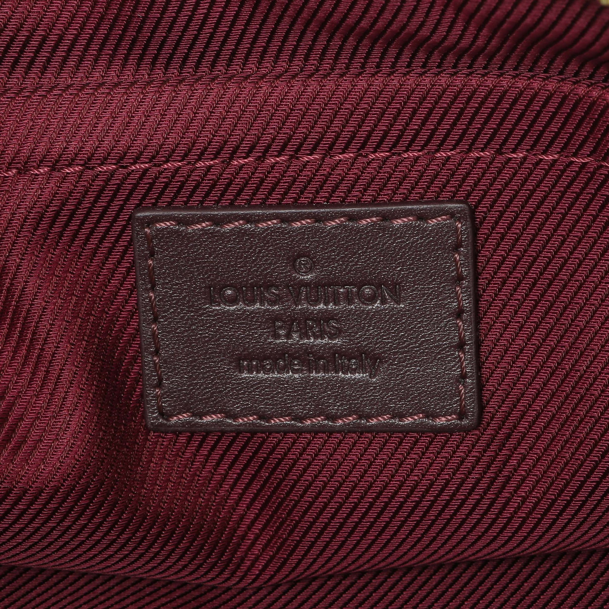 Exclusive Louis Vuitton Bordeaux Sequin Monogram Sunshine Express Pochette — Detail View