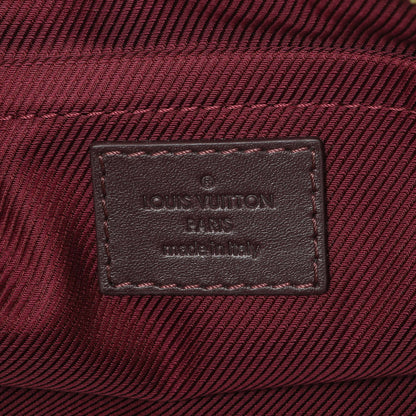 Exclusive Louis Vuitton Bordeaux Sequin Monogram Sunshine Express Pochette — Detail View