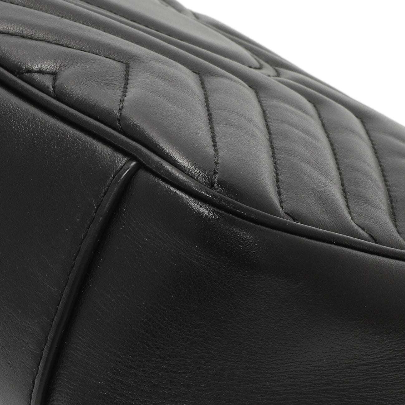 Exclusive Gucci Black Calfskin Matelasse Small GG Marmont Shoulder Bag — Alternate View 7