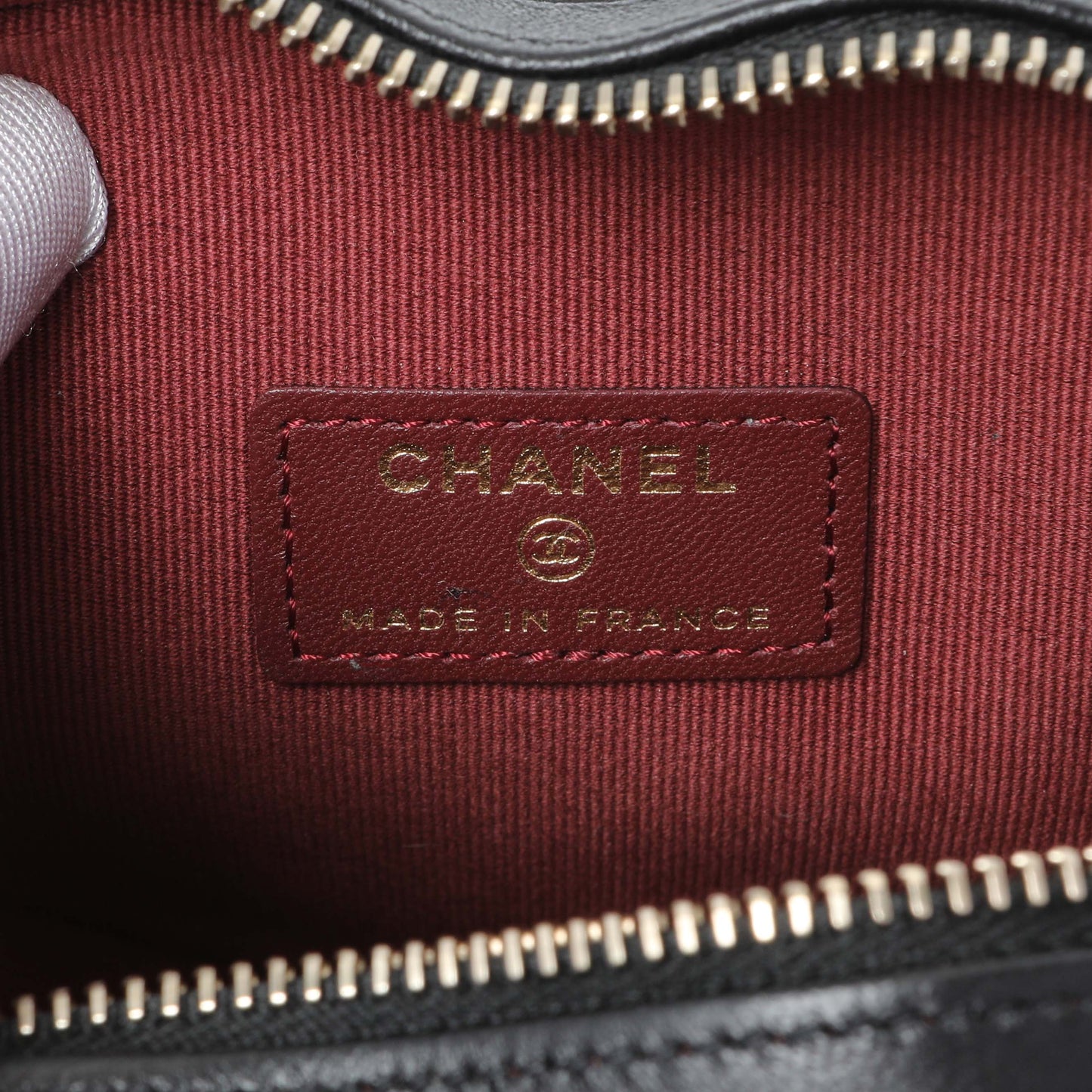 Exclusive Chanel Quilted Lambskin CC In Love Heart Clutch With Chain — Detail View