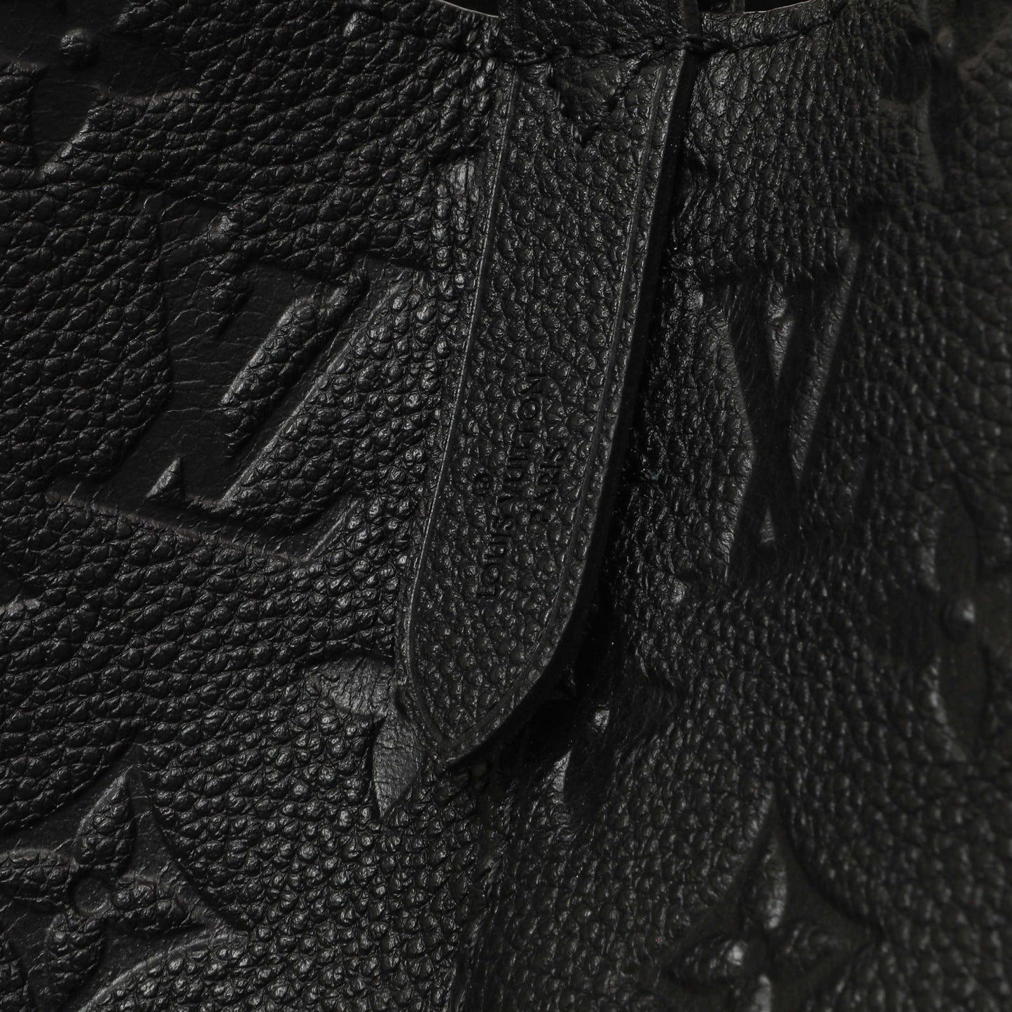 Exclusive Louis Vuitton Black Empreinte NeoNoe MM — Detail View