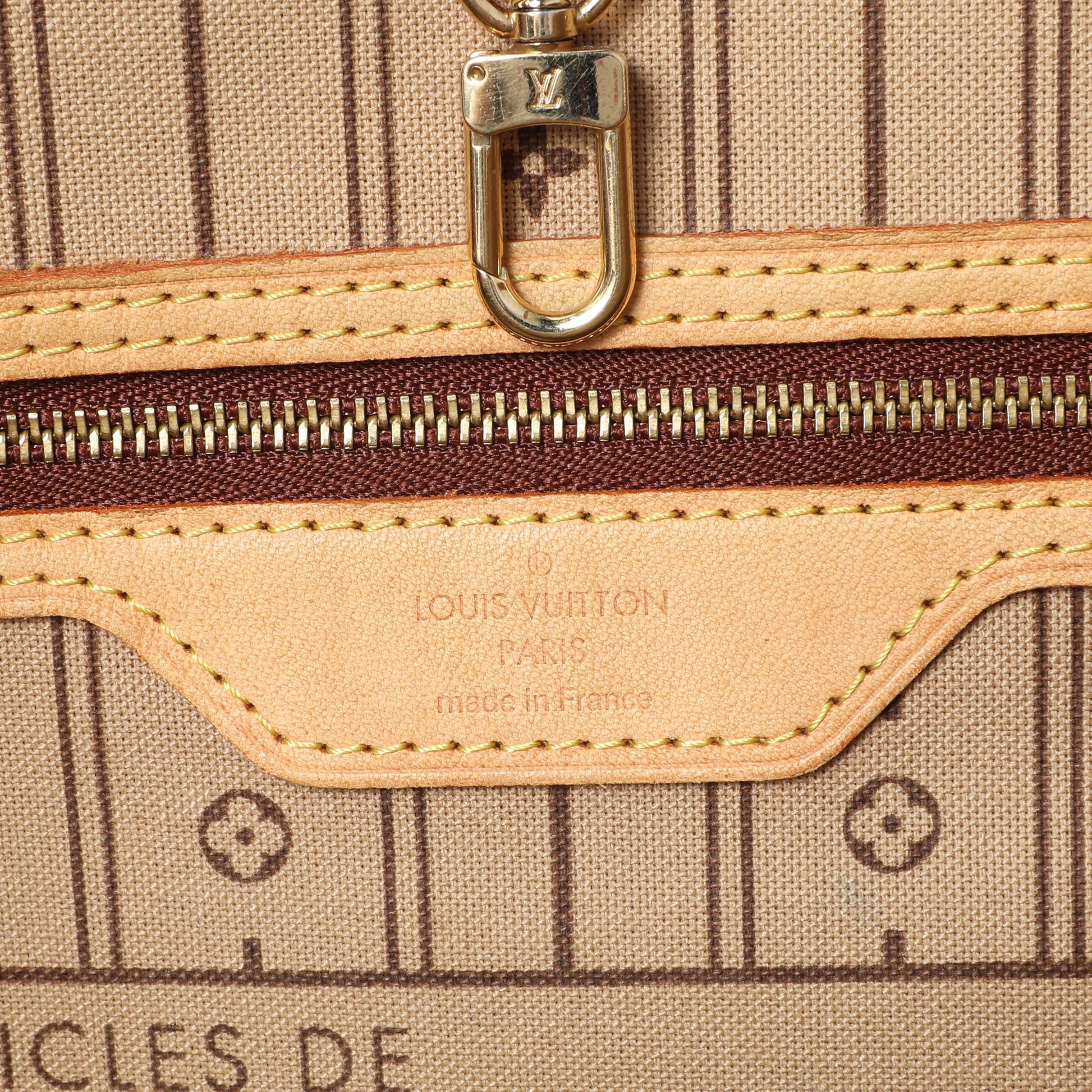 Exclusive Louis Vuitton Monogram Neverfull MM — Alternate View 9