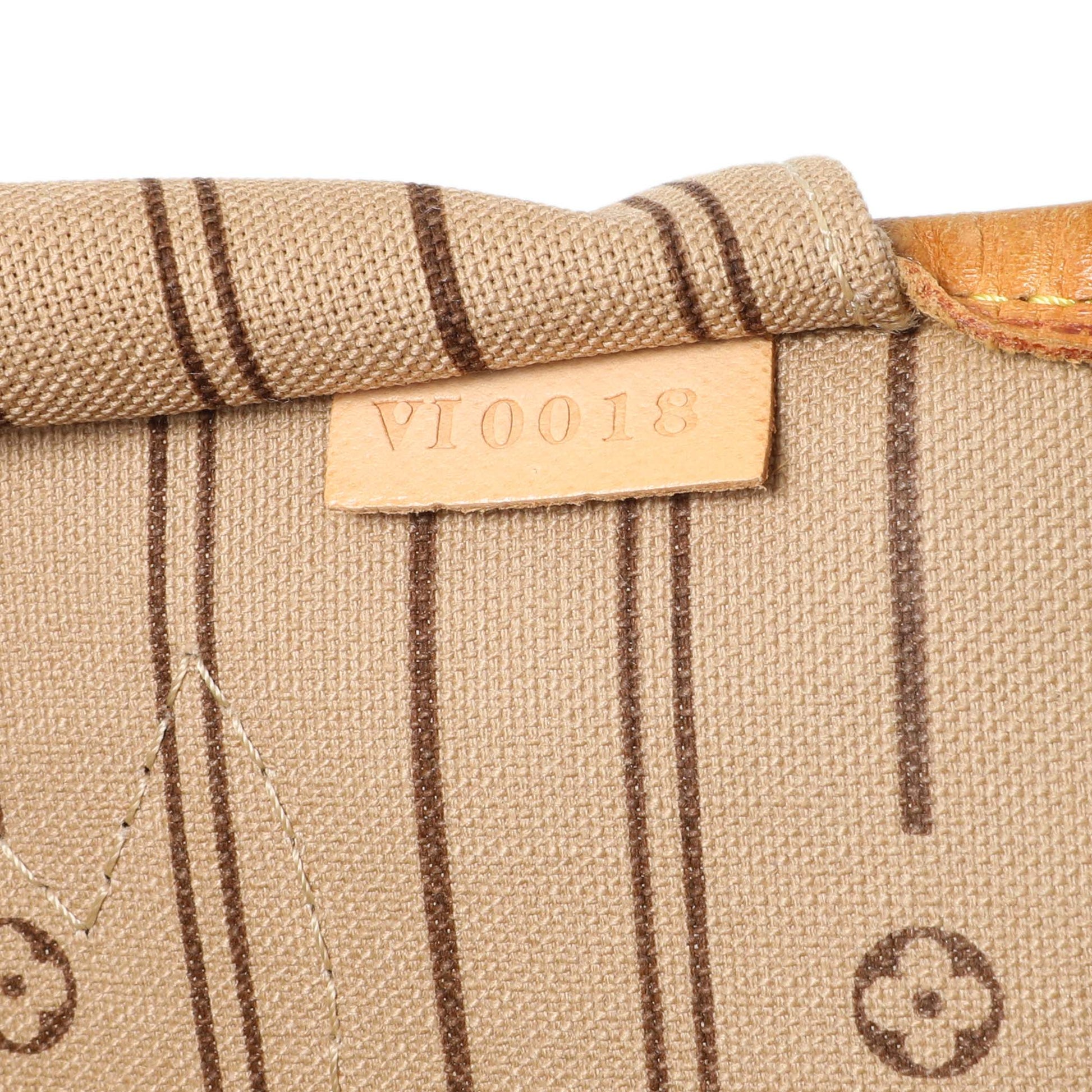Exclusive Louis Vuitton Monogram Neverfull MM — Alternate View 10