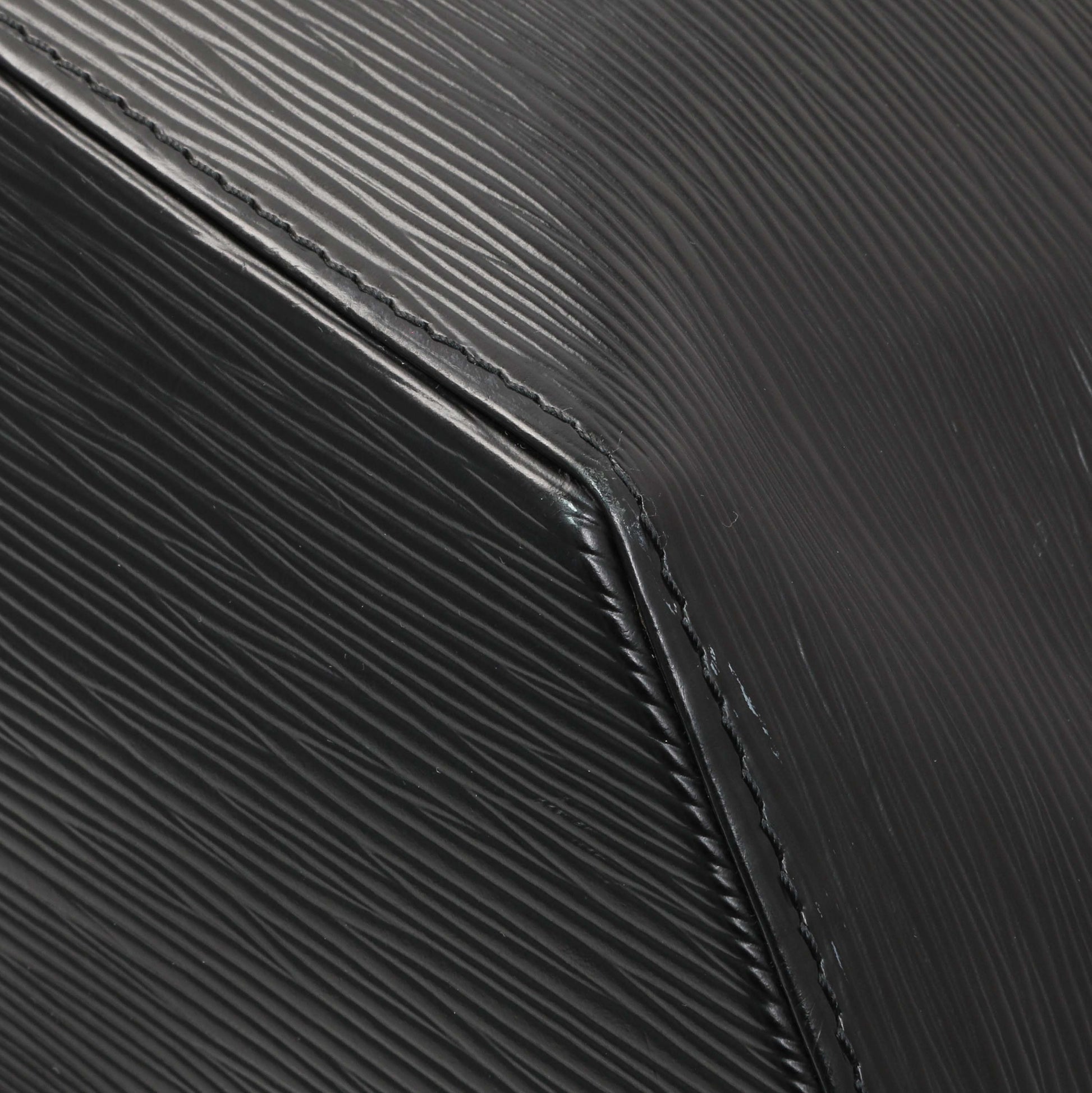 Exclusive Louis Vuitton Black Epi Sac a Dos Drawstring Bag — Detail View