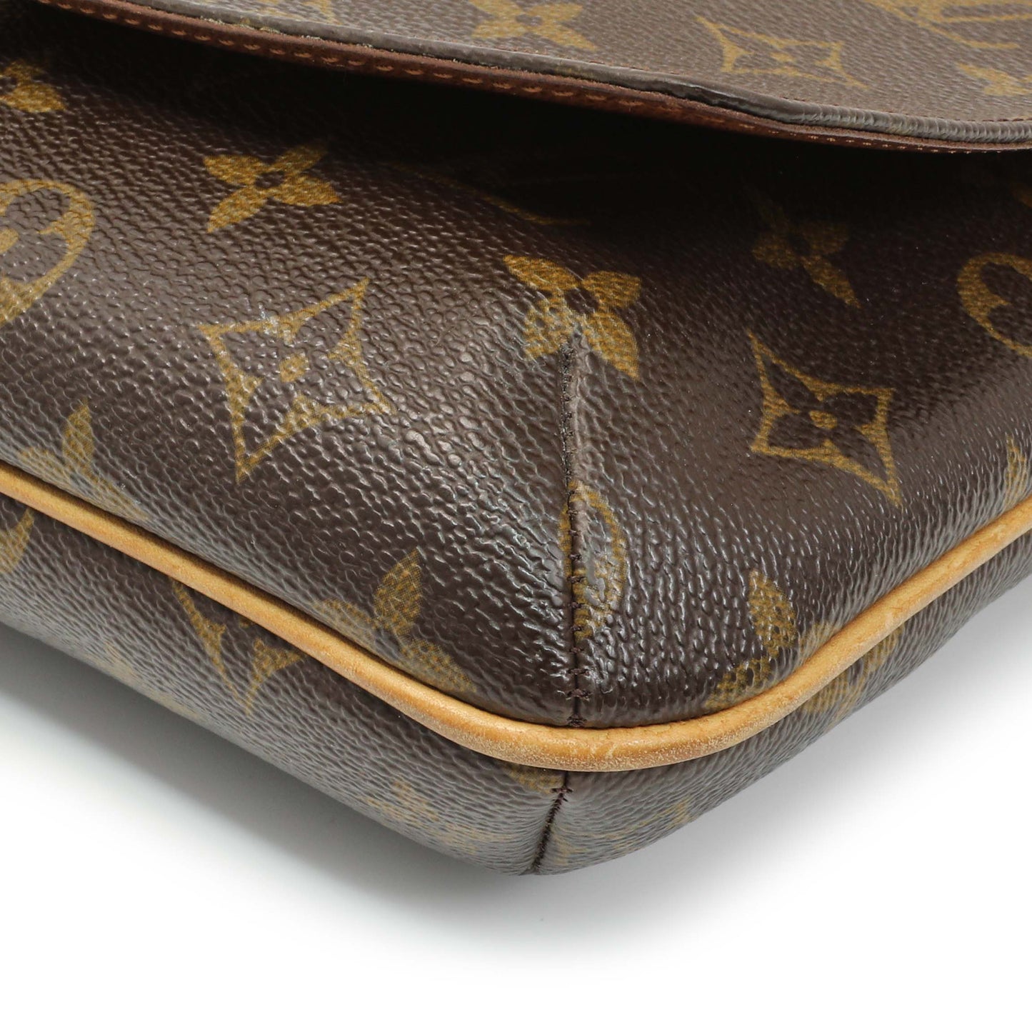 Exclusive Louis Vuitton Monogram Musette Tango Long Strap — Detail View