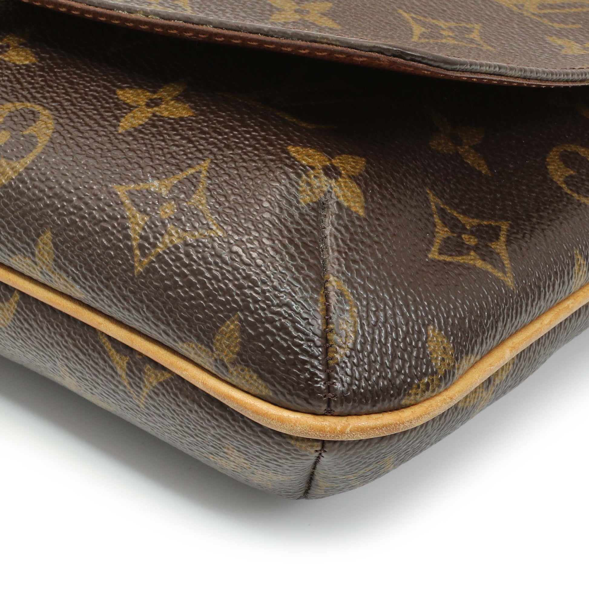 Exclusive Louis Vuitton Monogram Musette Tango Long Strap — Detail View