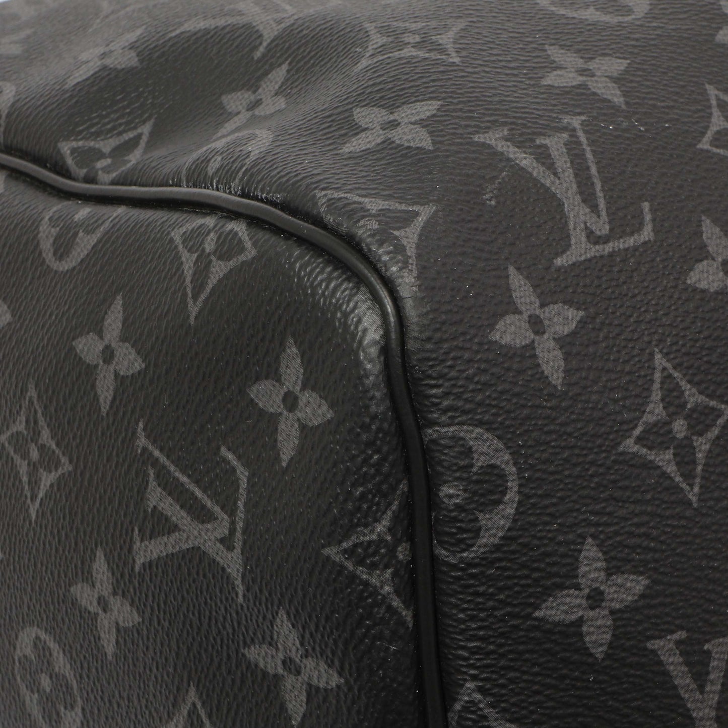 Exclusive Louis Vuitton Monogram Eclipse Keepall 55 Bandouliere — Detail View