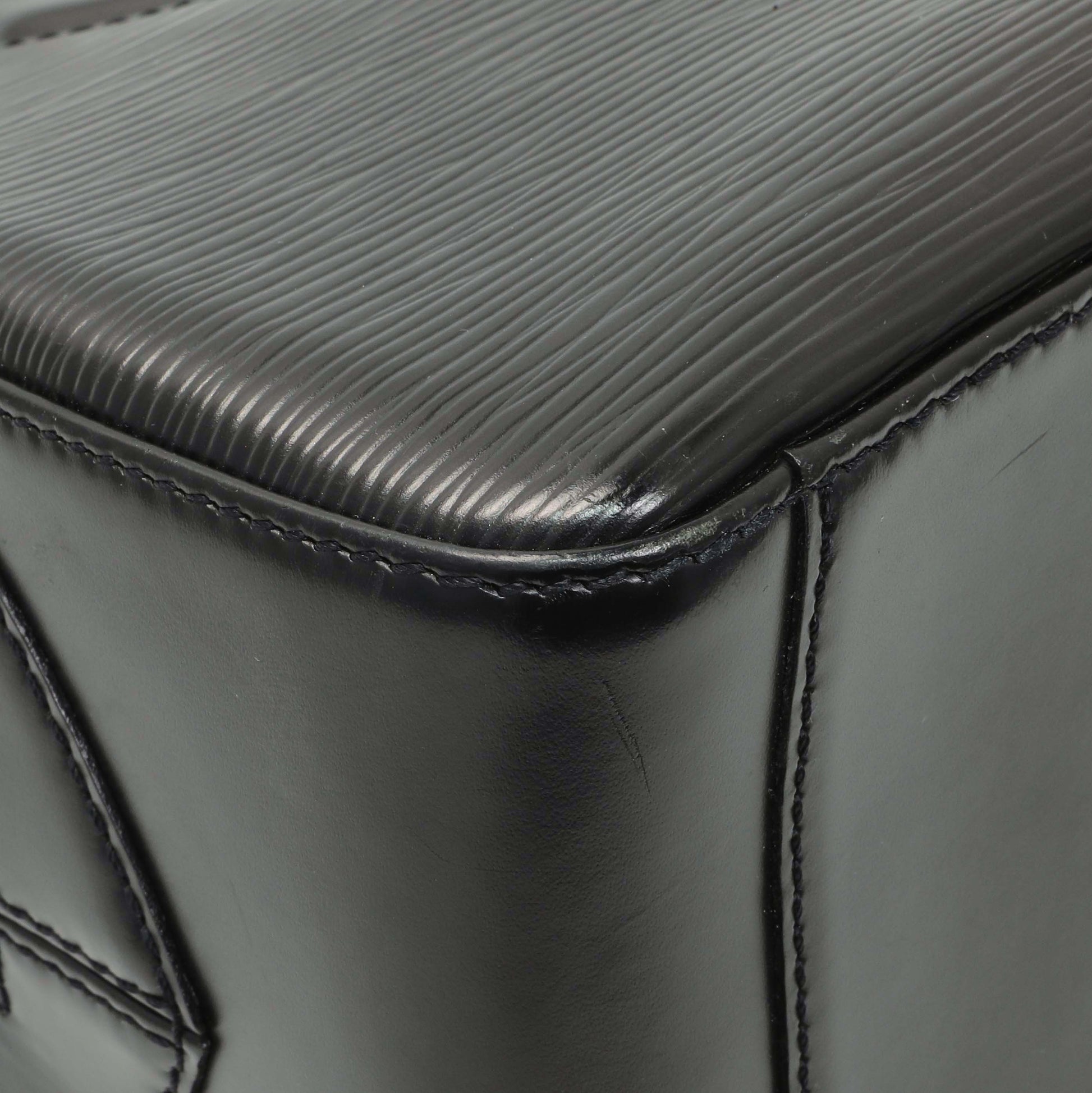 Exclusive Louis Vuitton Black Epi Sablons — Top View