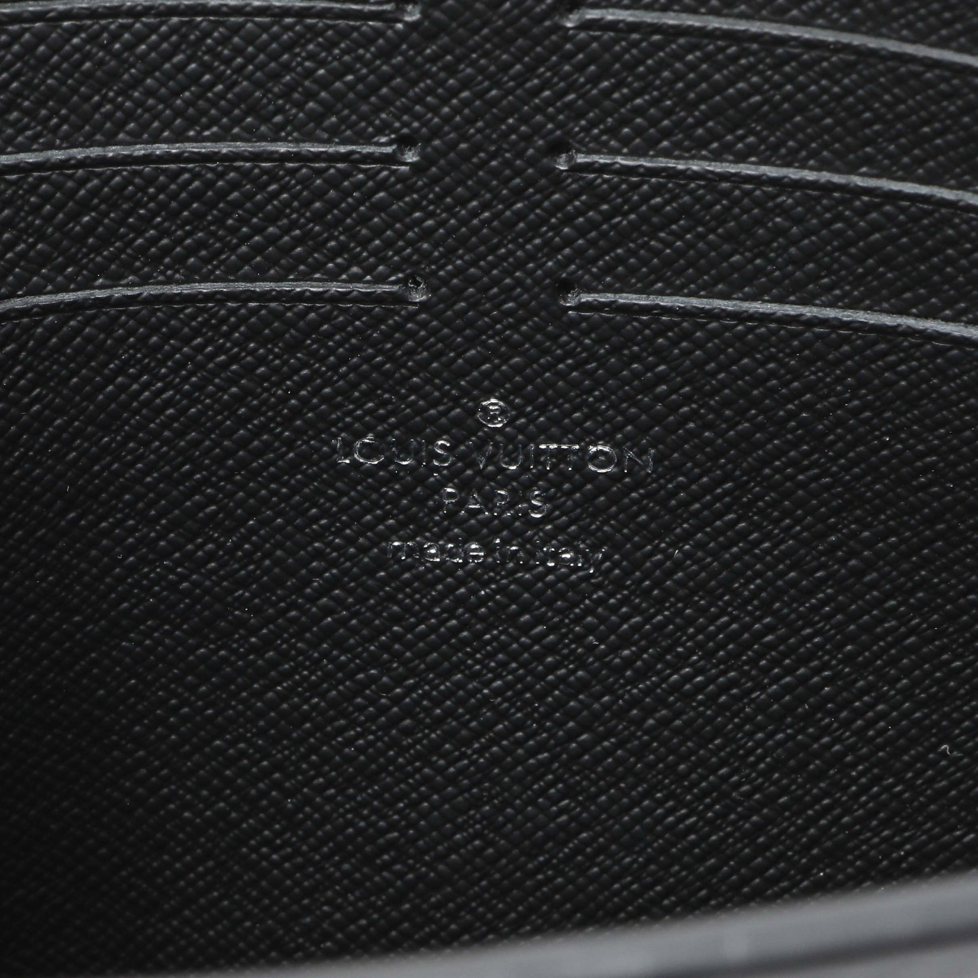 Exclusive Louis Vuitton Monogram Eclipse Pochette Voyage MM — Detail View
