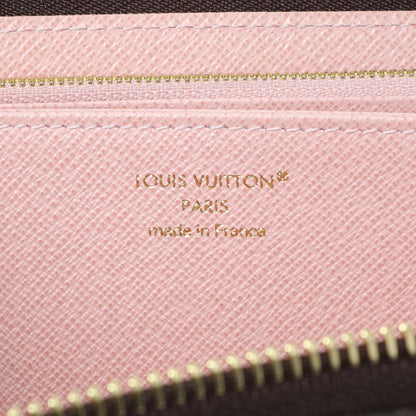 Exclusive Louis Vuitton Monogram Zippy Wallet — Detail View