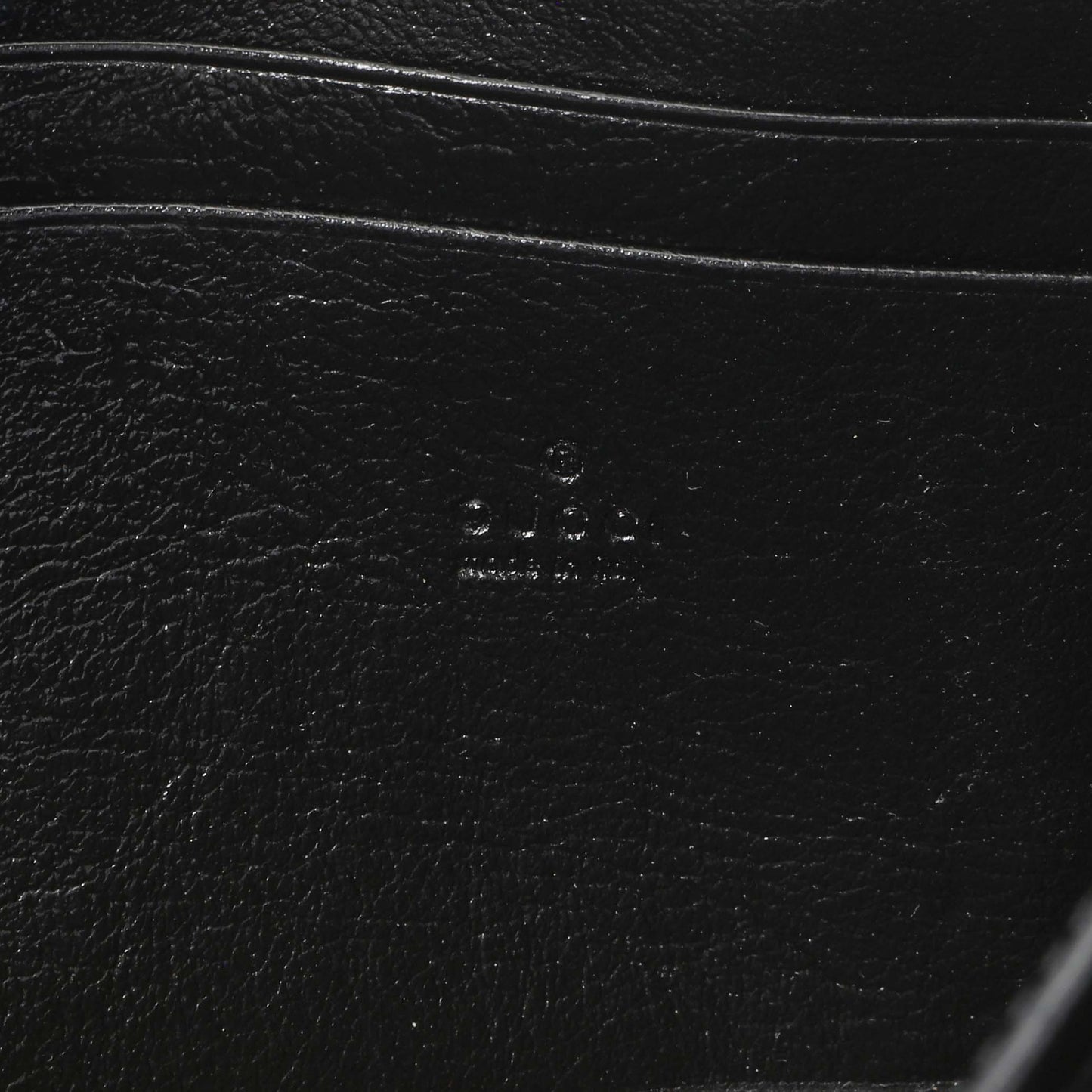 Exclusive Gucci Black Red Vintage Effect Calfskin Matelasse Diagonal Torchon GG Marmont Chain Wallet — Alternate View 9