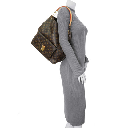 Exclusive Louis Vuitton Monogram Metis — Alternate View 9