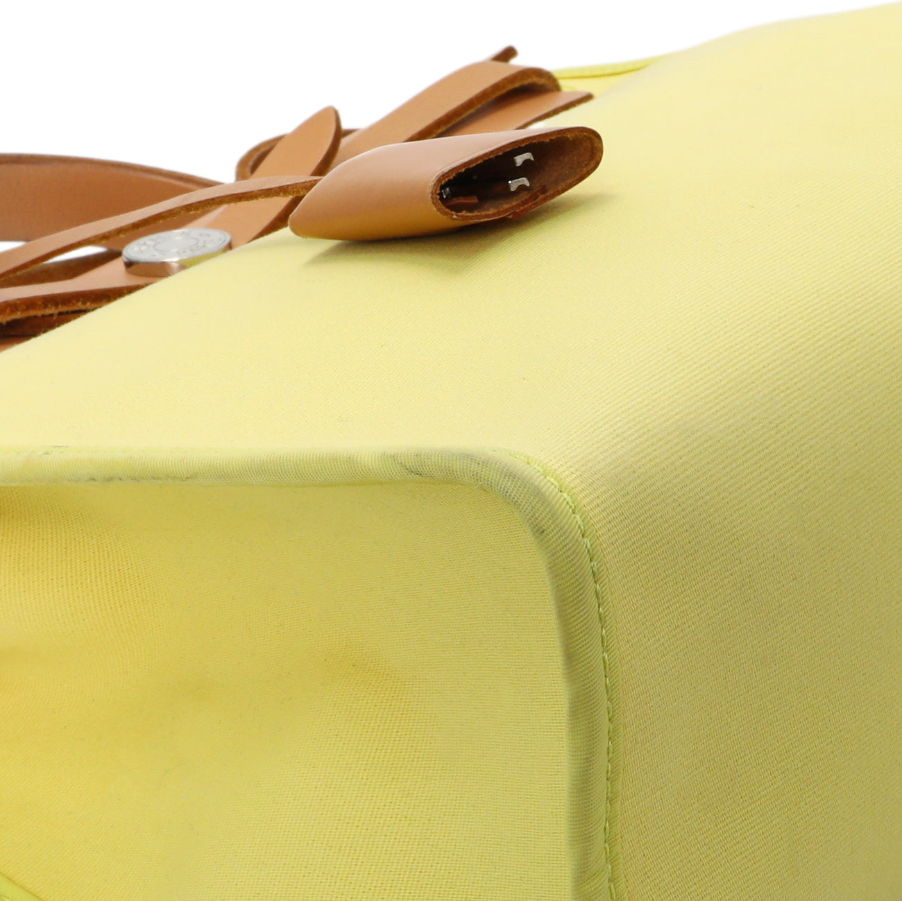 Exclusive Hermes Vache Hunter Yellow Toile Herbag Zip 31 PM — Detail View