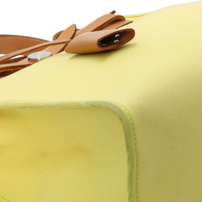 Exclusive Hermes Vache Hunter Yellow Toile Herbag Zip 31 PM — Detail View