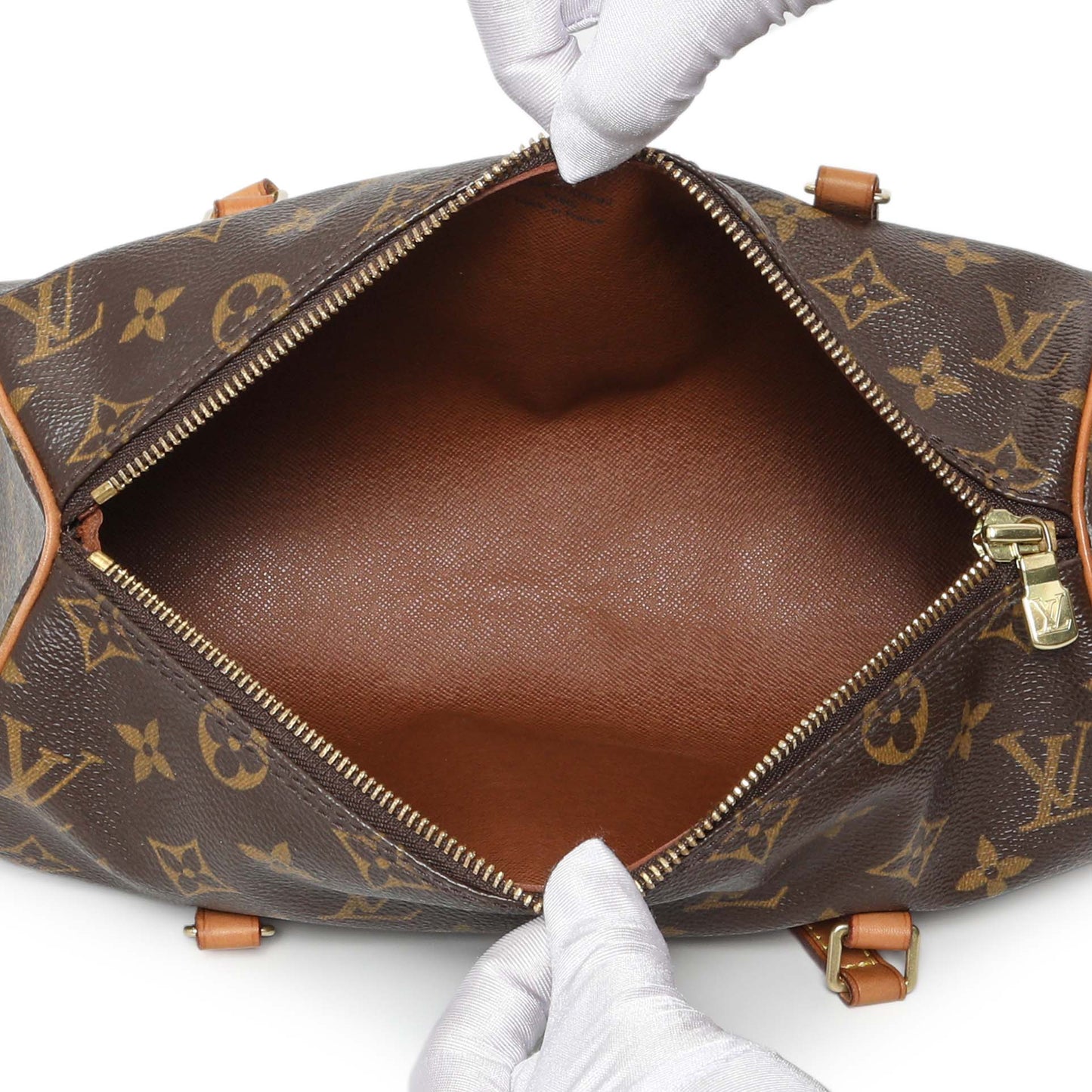 Exclusive Louis Vuitton Monogram Papillon 26 — Lifestyle View
