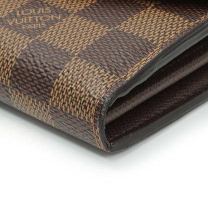 Exclusive Louis Vuitton Damier Ebene Sarah Wallet — Detail View