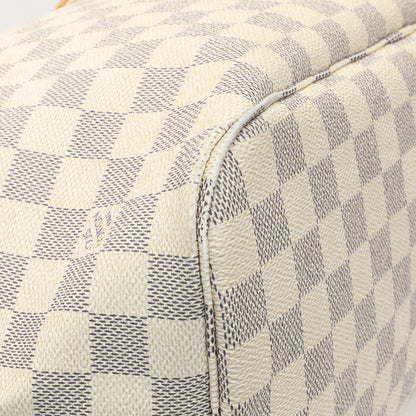 Exclusive Louis Vuitton Damier Azur Neverfull MM — Lifestyle View