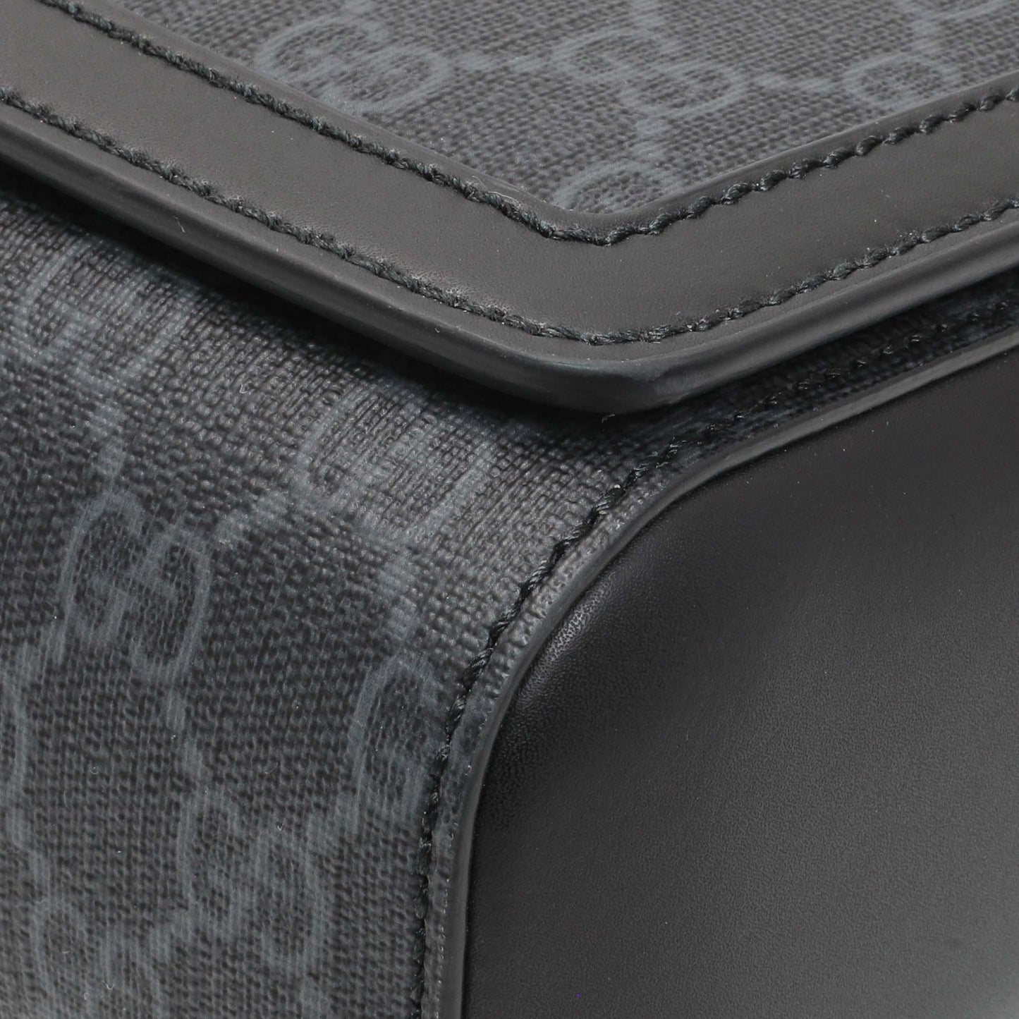 Exclusive Gucci Black GG Supreme Monogram Medium Crossbody Messenger — Detail View