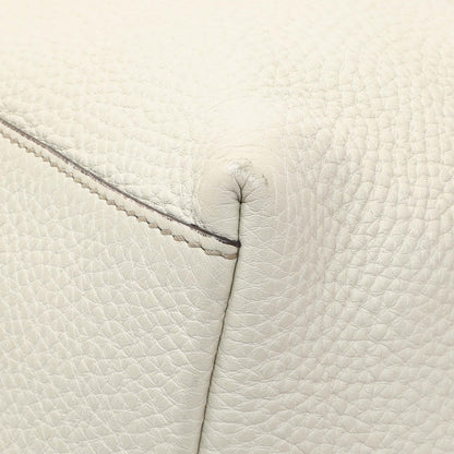 Exclusive Gucci White Pebbled Calfskin Medium Soho Chain Shoulder Bag — Detail View