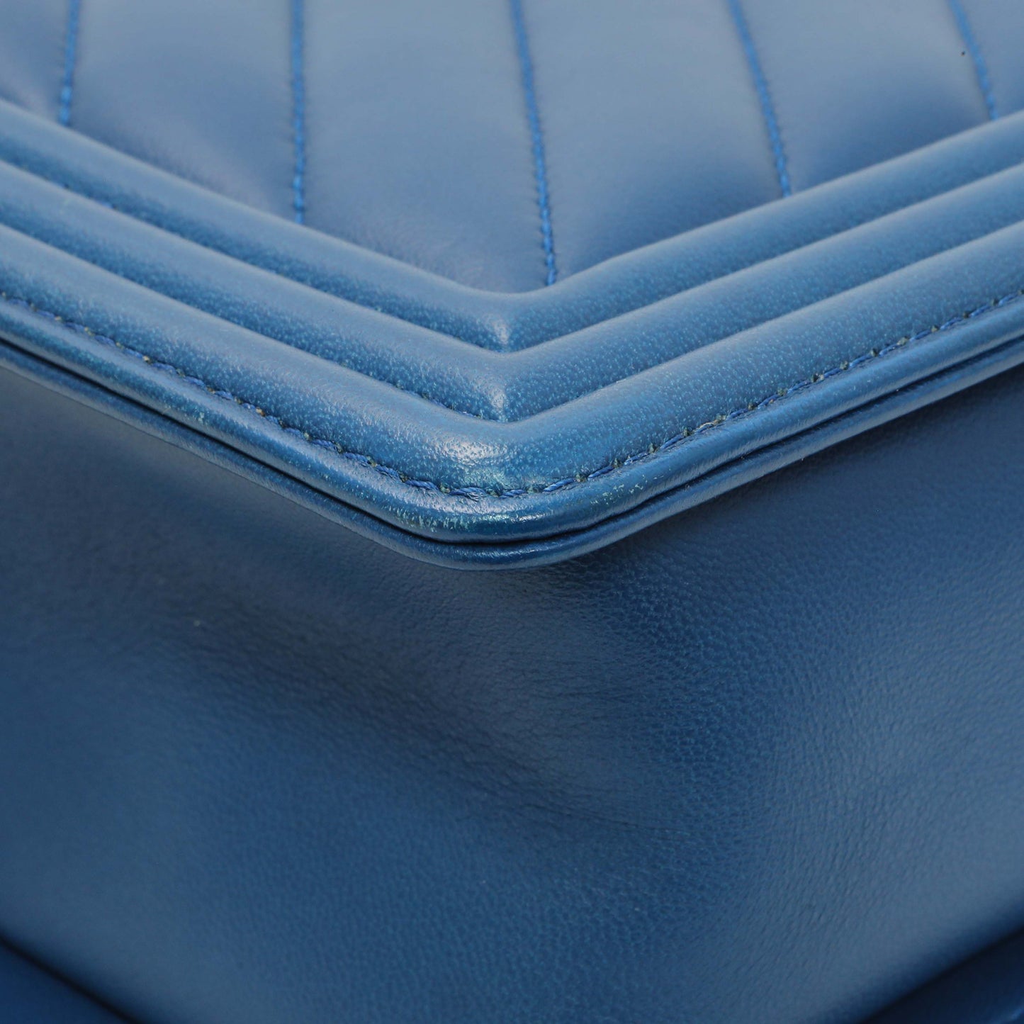 Exclusive Chanel Blue Lambskin Chevron Quilted New Medium Boy Flap — Alternate View 7