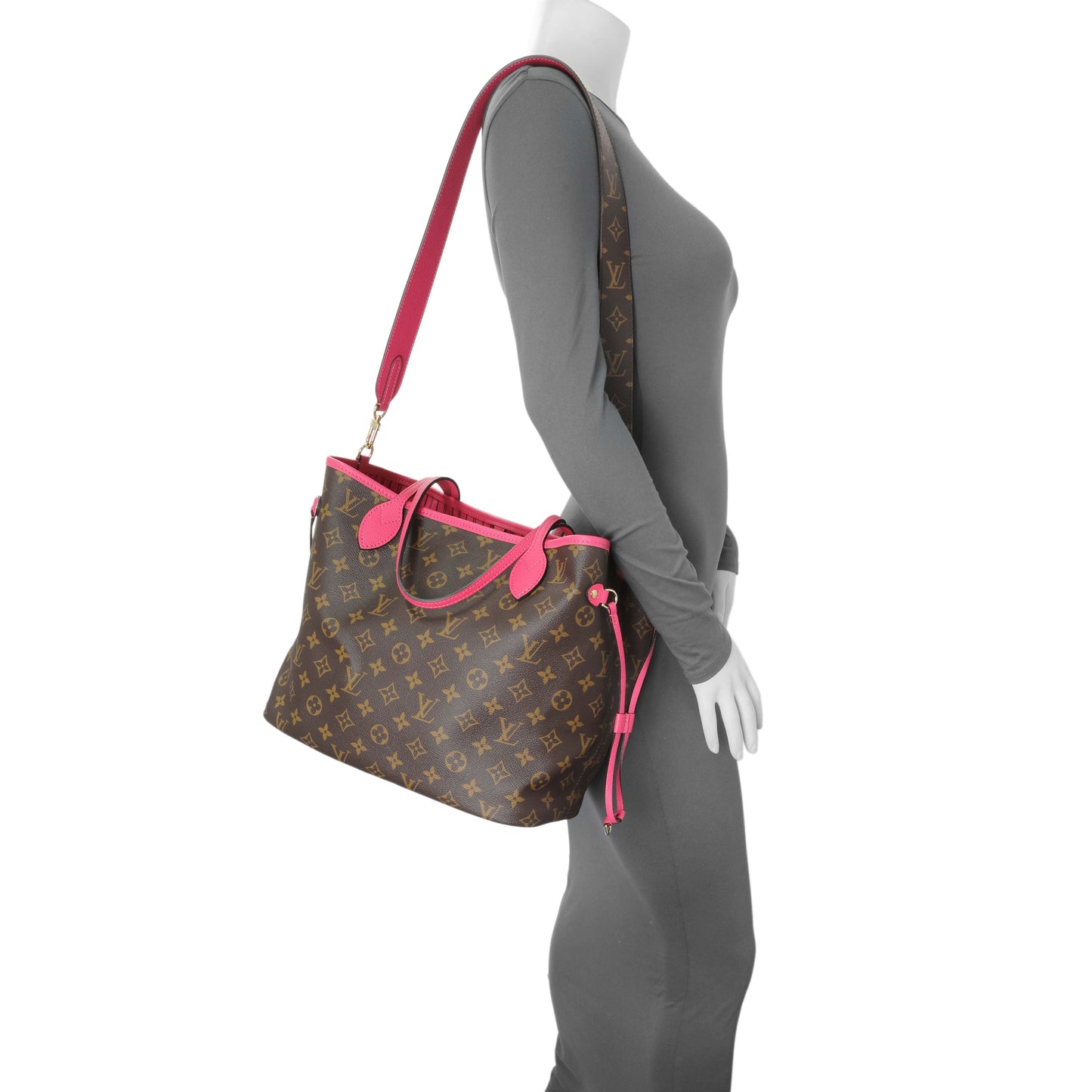 Exclusive Louis Vuitton Neverfull Bandouliere Inside Out MM — Lifestyle View