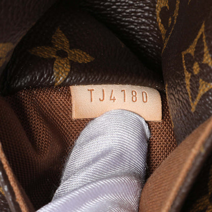 Exclusive Louis Vuitton Monogram Totally MM — Alternate View 10