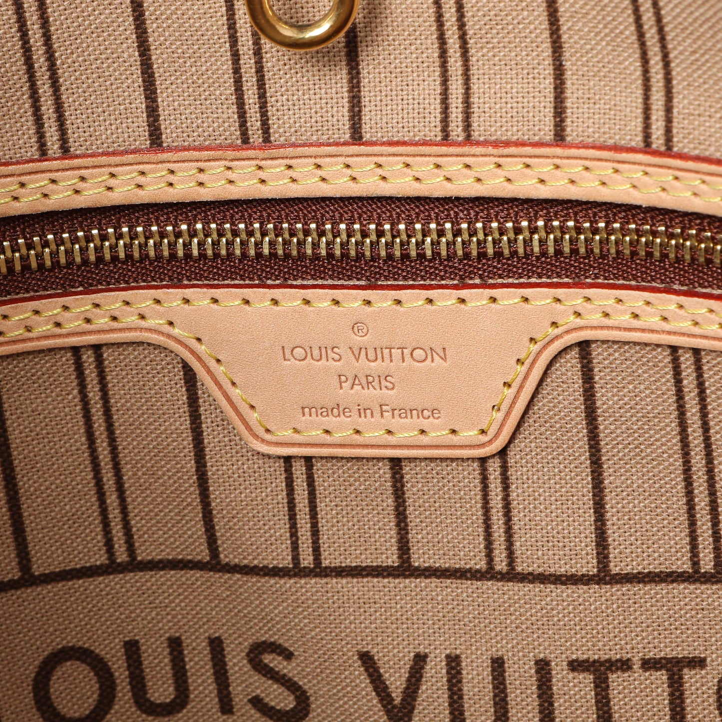 Exclusive Louis Vuitton Monogram Neo Neverfull MM — Alternate View 9