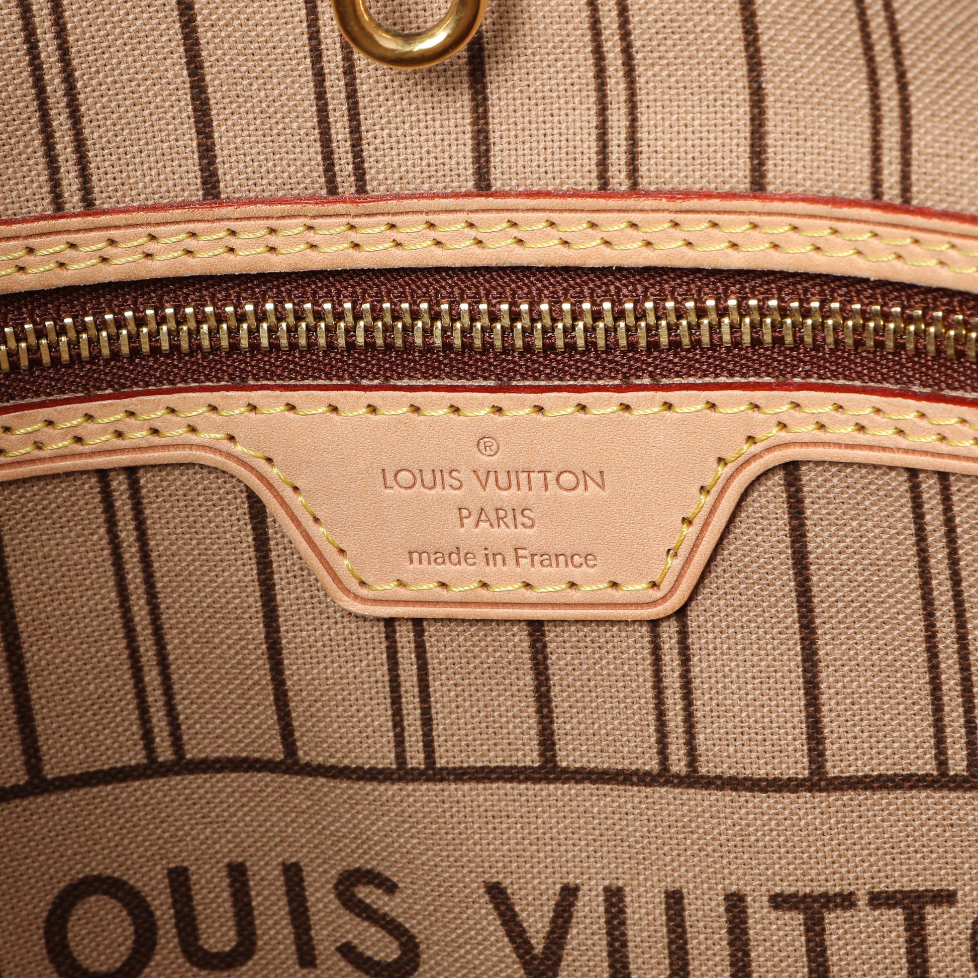 Exclusive Louis Vuitton Monogram Neo Neverfull MM — Alternate View 9