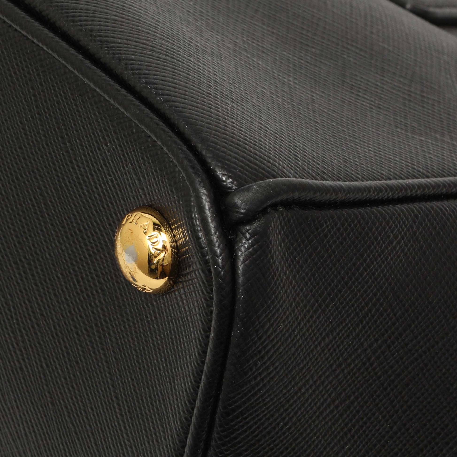 Exclusive Prada Black Saffiano Small Galleria Double Zip Tote — Detail View