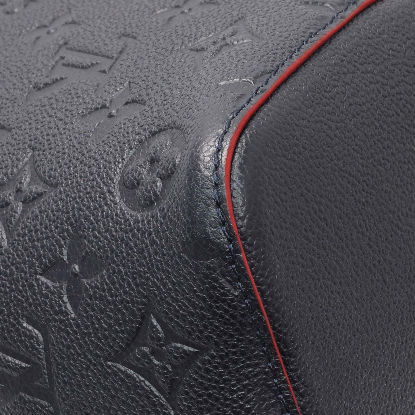Exclusive Louis Vuitton Marine Rouge Empreinte Neonoe MM — Top View