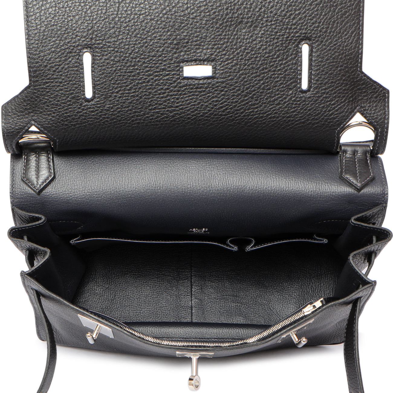 Exclusive Hermes Bleu Nuit Clemence Jypsiere 34 — Detail View