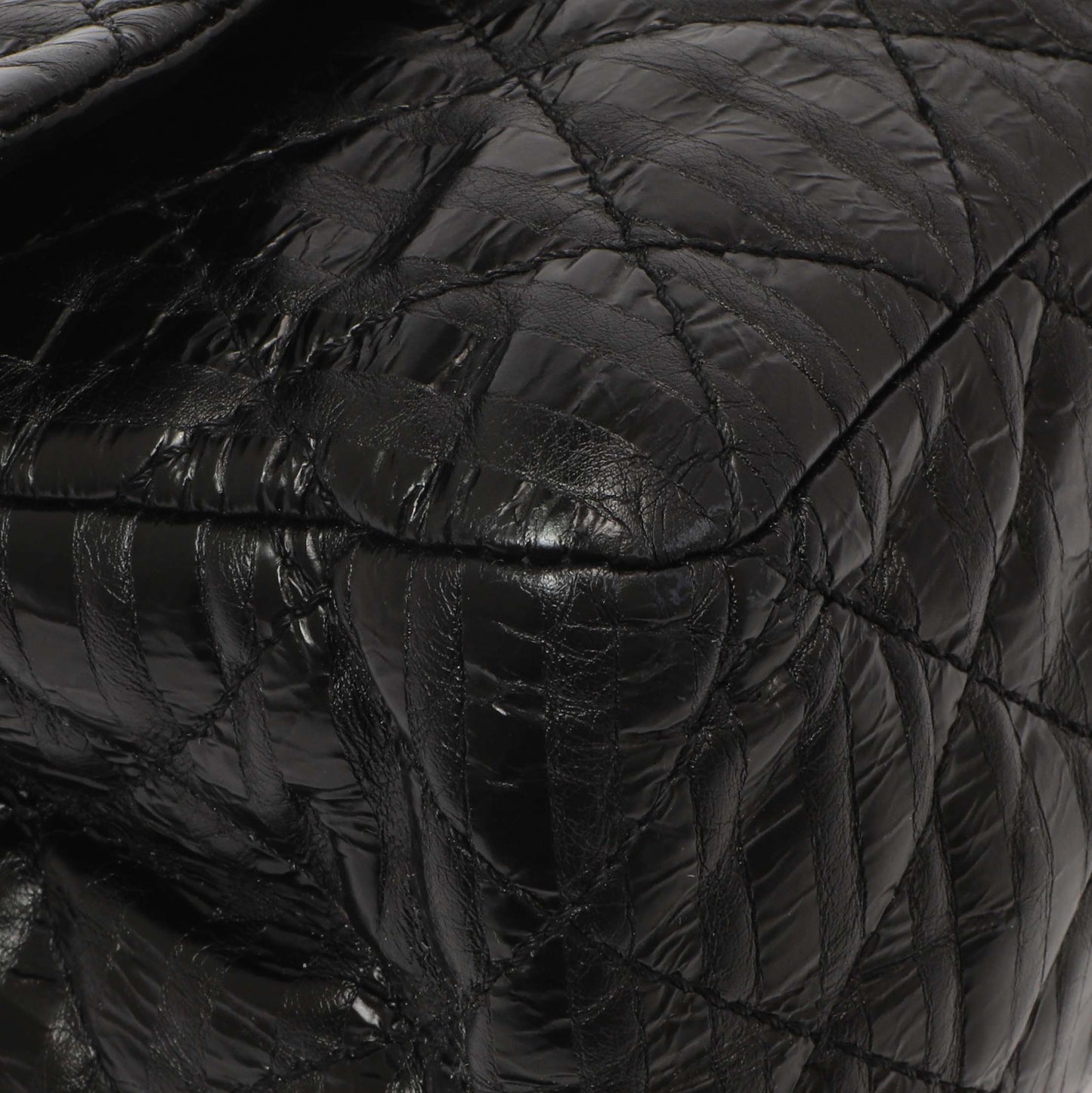 Exclusive Chanel Black Metallic Striped 2.55 Reissue Double Flap 227 — Detail View