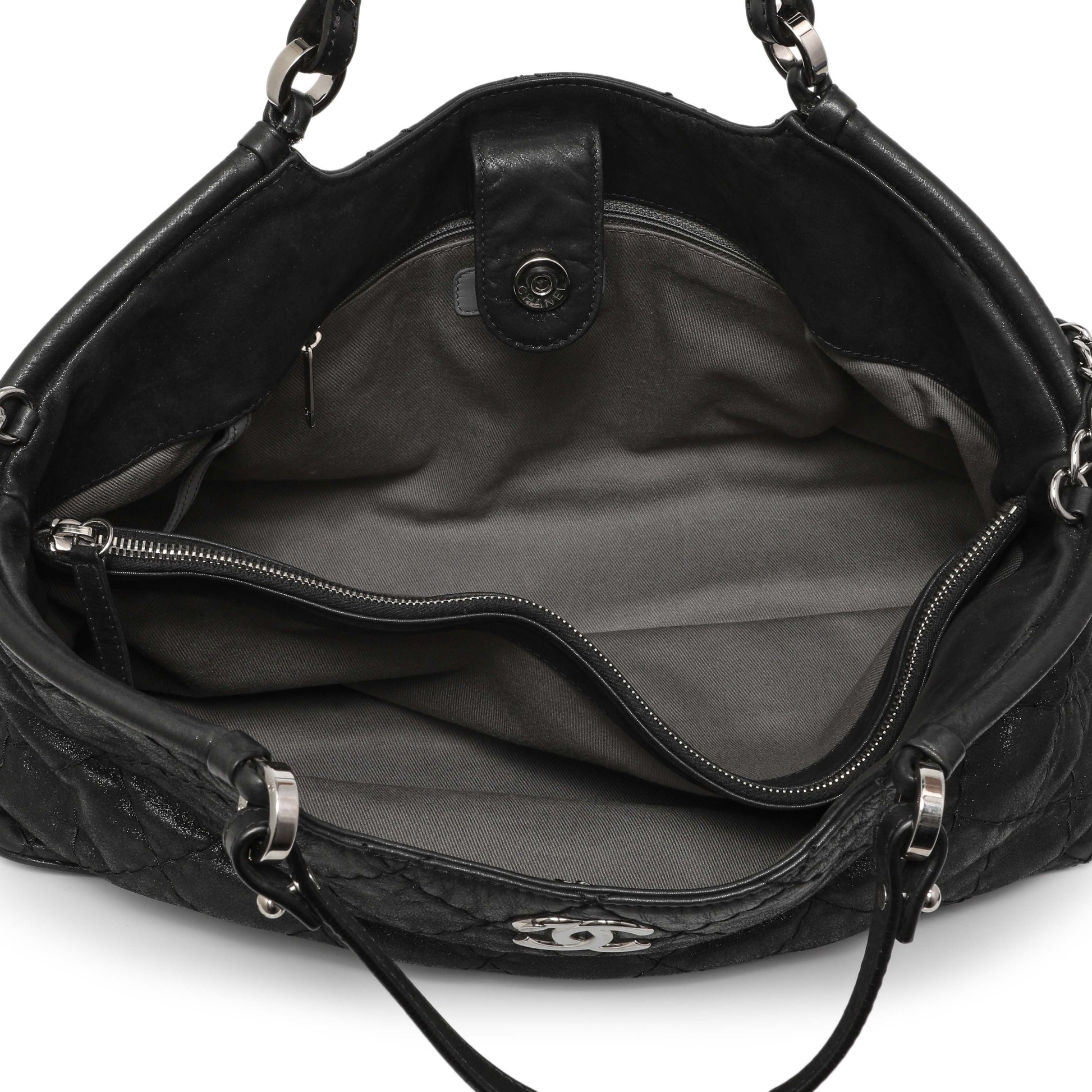 Exclusive Chanel Black Iridescent Quilted Calfskin Sea Hit Tote — Alternate View 8
