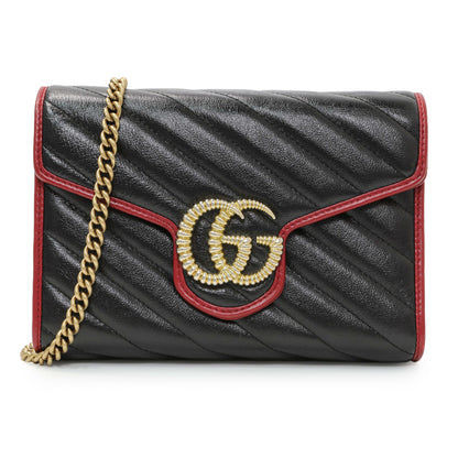 Exclusive Gucci Black Red Vintage Effect Calfskin Matelasse Diagonal Torchon GG Marmont Chain Wallet — Front View
