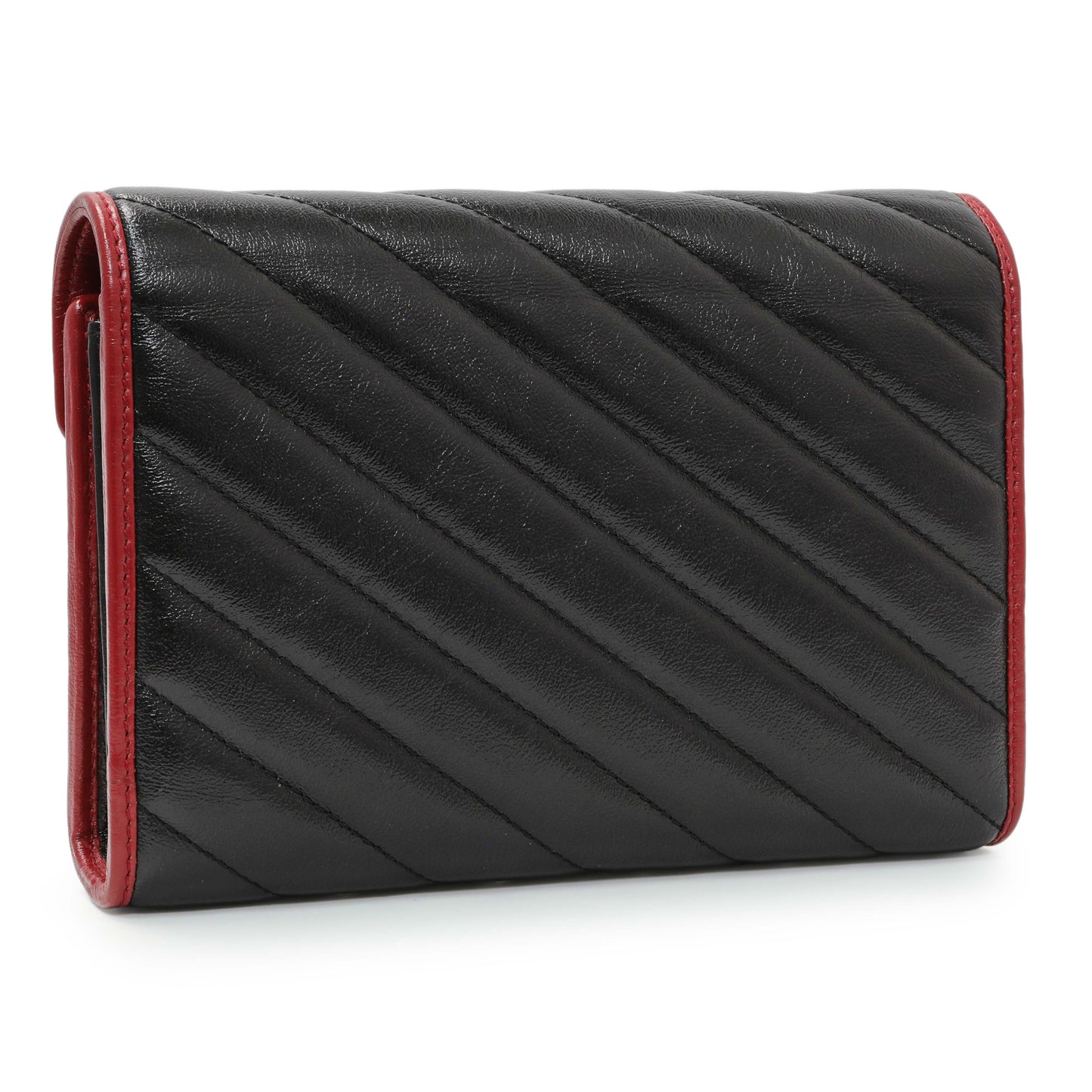 Exclusive Gucci Black Red Vintage Effect Calfskin Matelasse Diagonal Torchon GG Marmont Chain Wallet — Side View