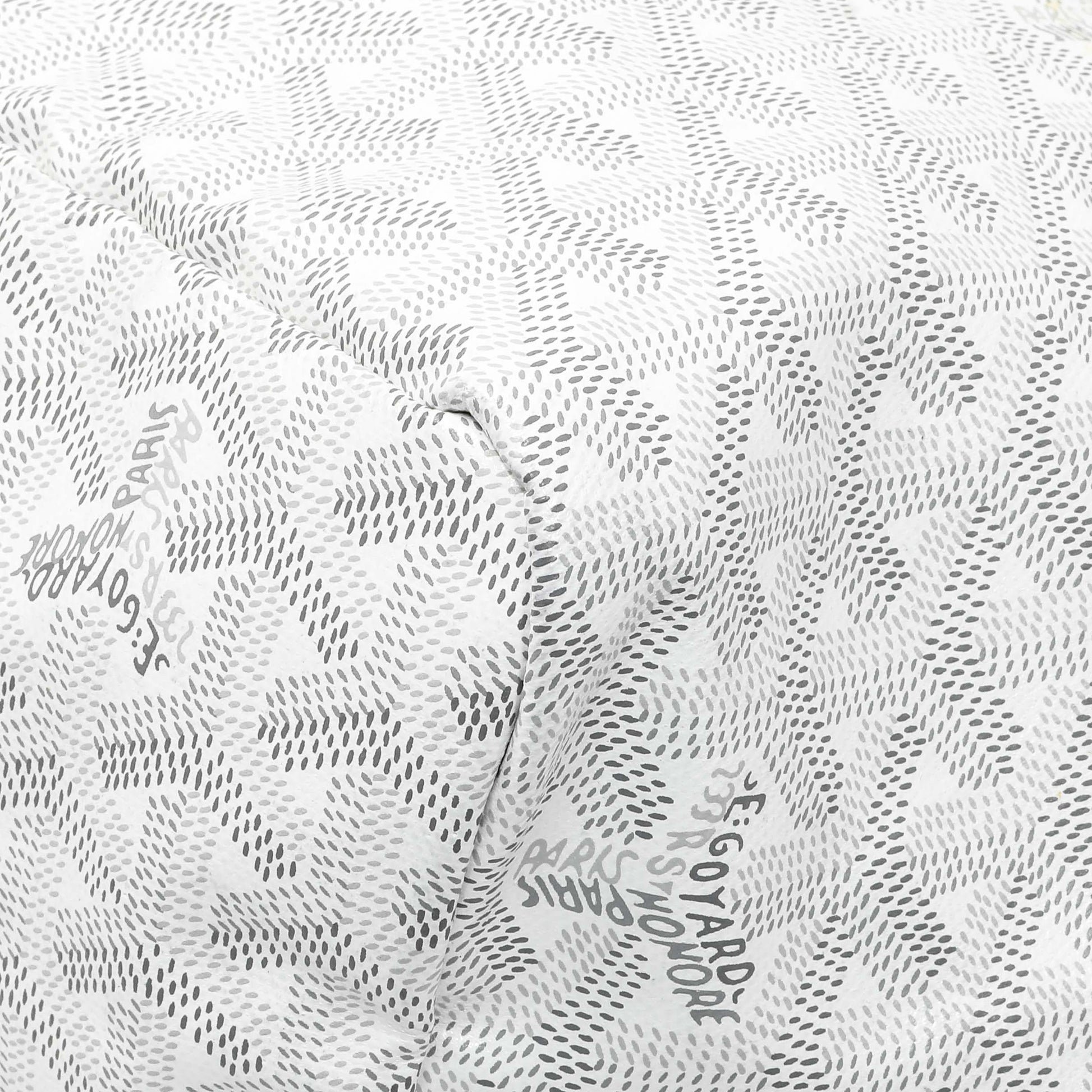 Exclusive Goyard White Goyardine Saint Louis PM — Detail View