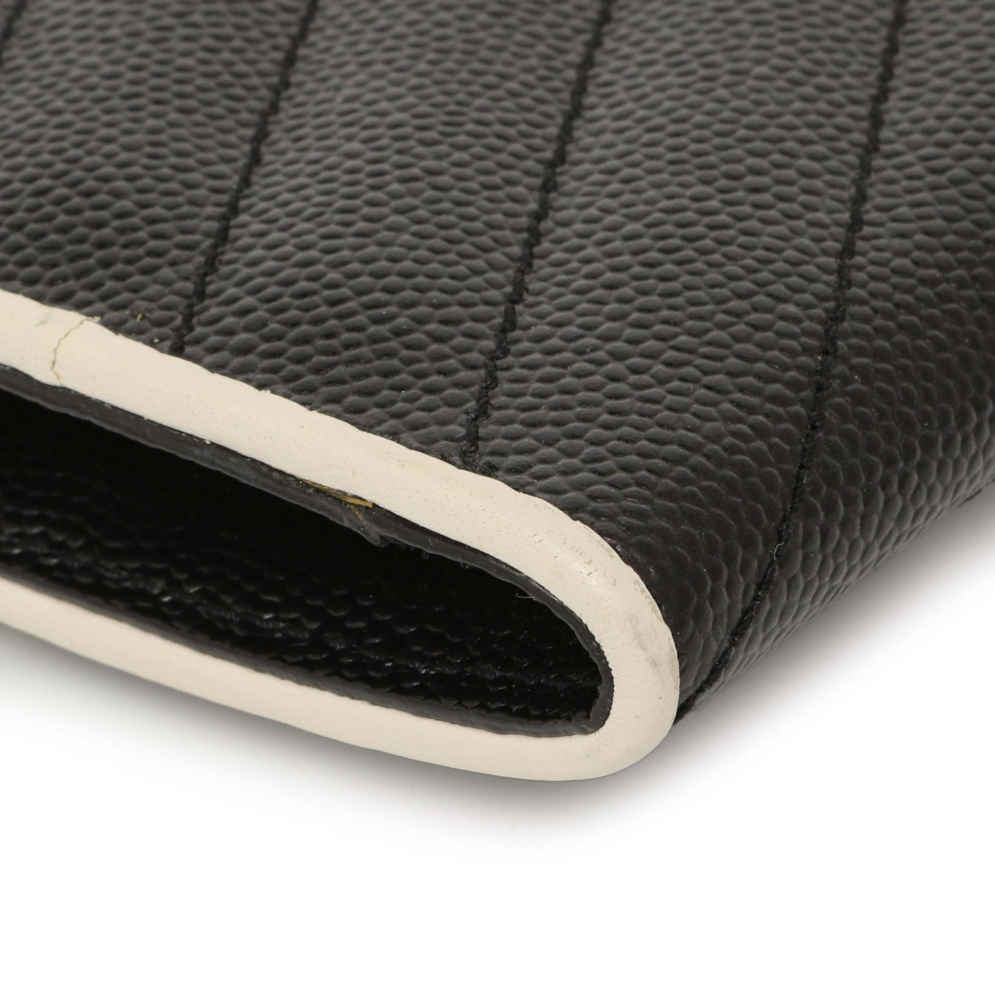 Exclusive Saint Laurent Black Grain De Poudre Matelasse Chevron Monogram Envelope Wallet — Lifestyle View