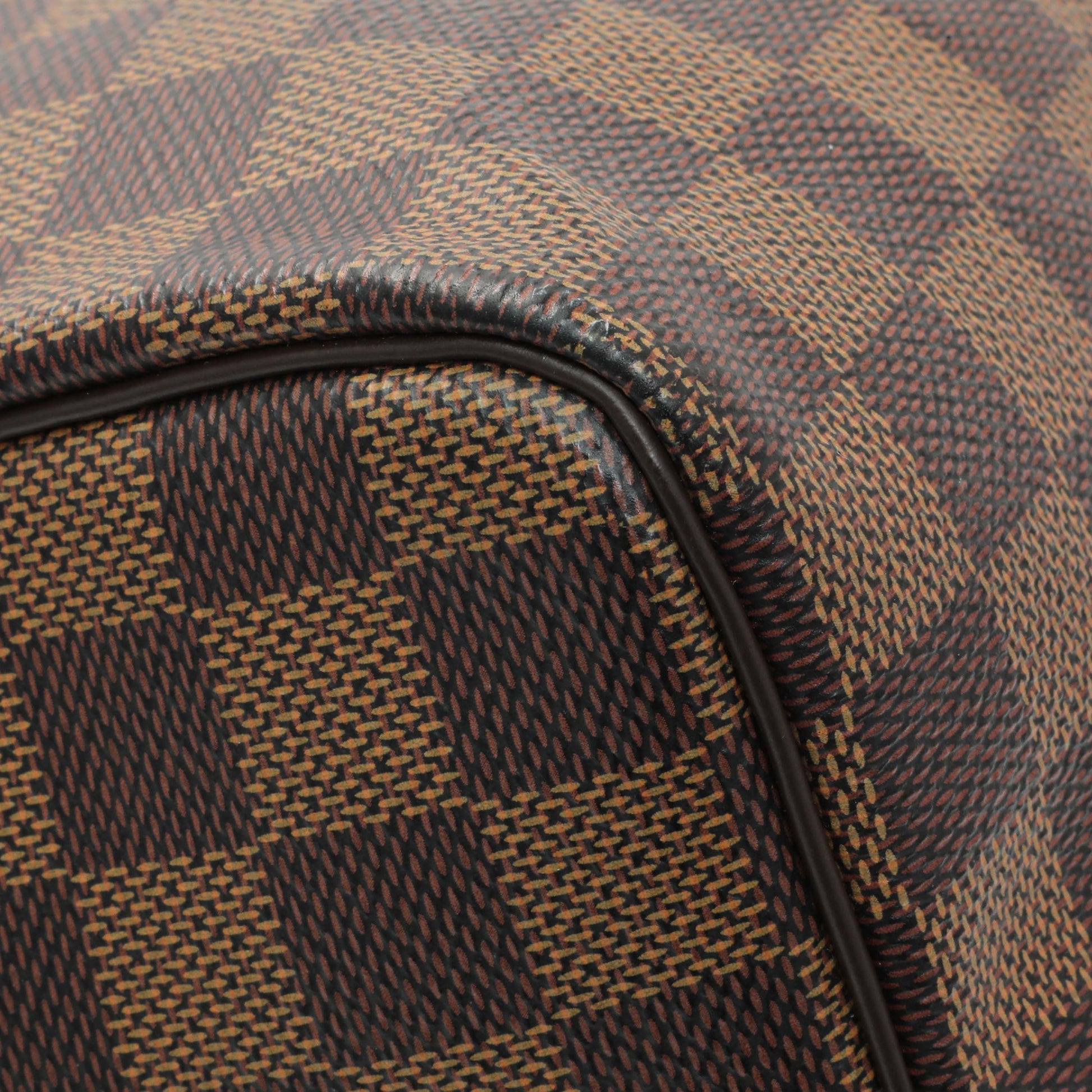 Exclusive Louis Vuitton Damier Ebene Speedy 25 — Top View