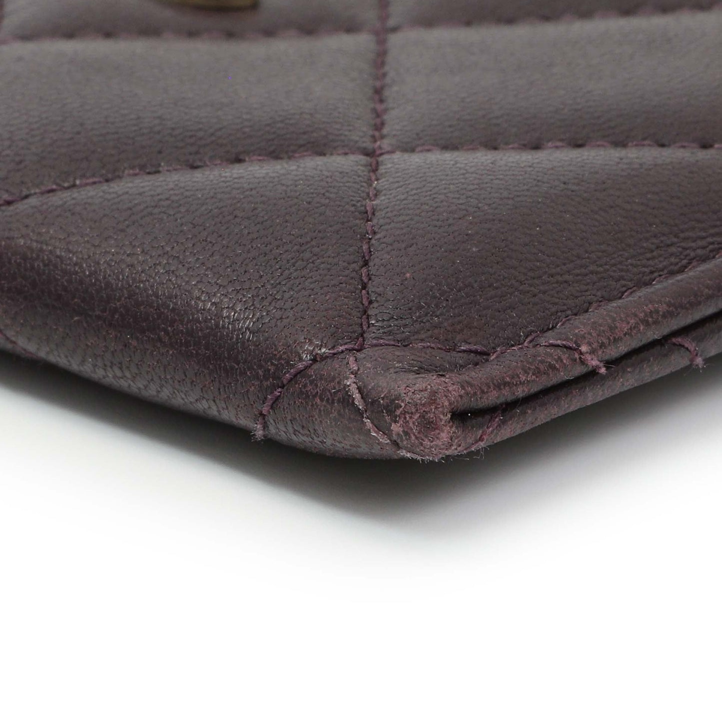 Exclusive Chanel Purple Lambskin Quilted Card Holder — Detail View