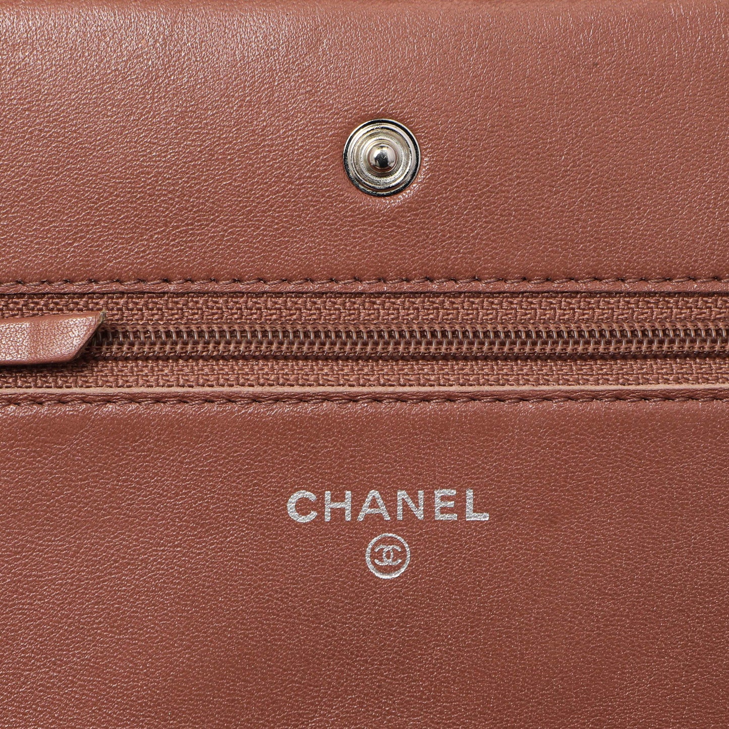 Exclusive Chanel Bronze Striated Quilted Patent Wallet on Chain — Alternate View 11