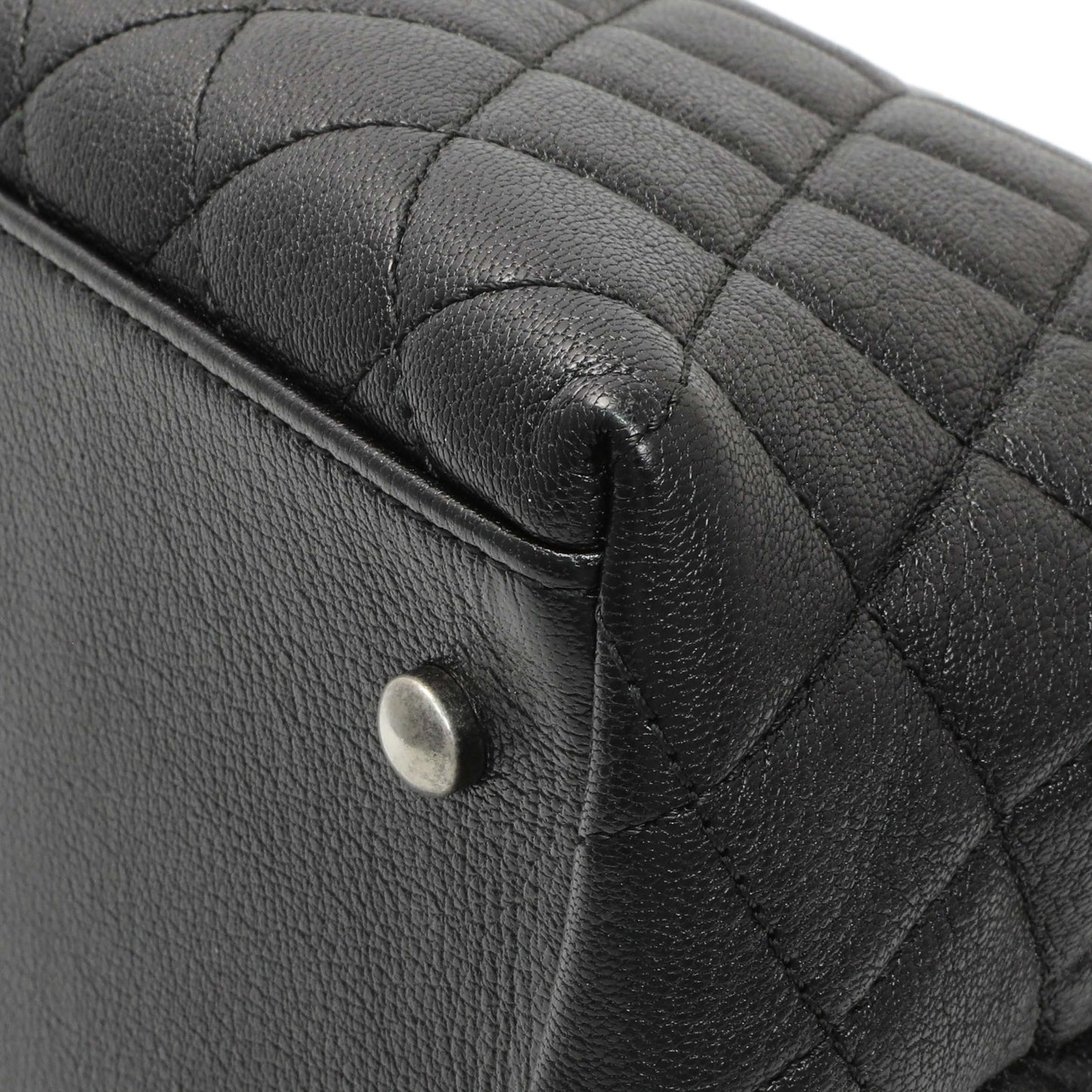 Exclusive Chanel Black Quilted Goatskin Small CC University Shopping Tote — Alternate View 7